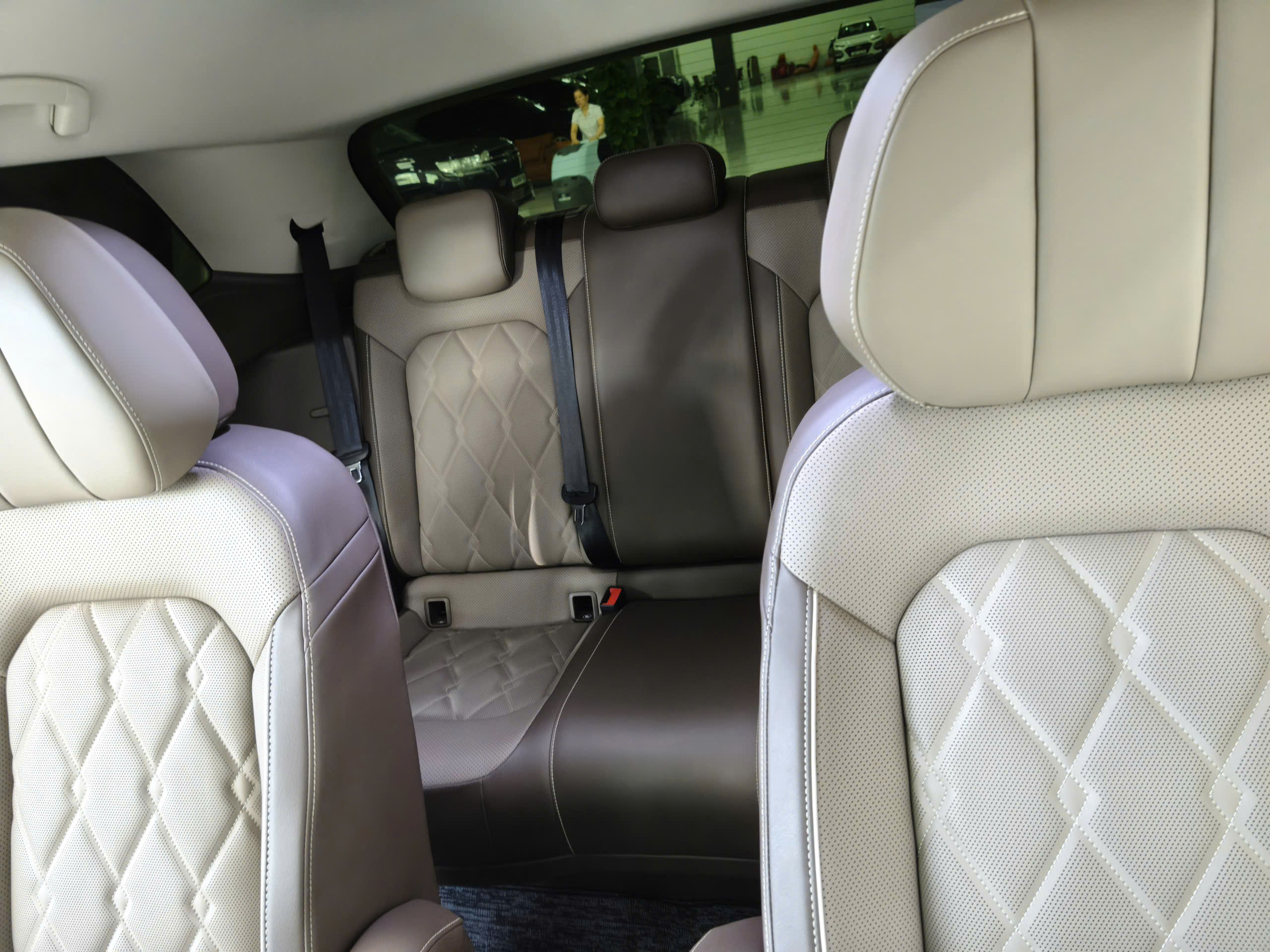 Bán xe Vilivolkswagen Viloran Luxury 2024 Xe Rất đẹp một chủ từ đầu. Sơn Zin cả xe