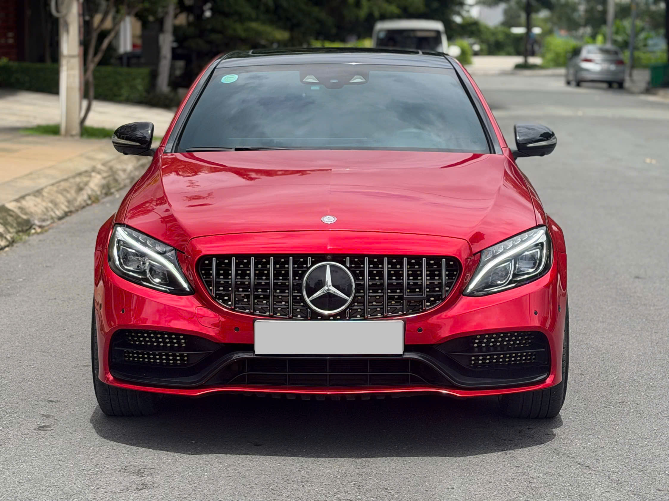 Bán Mercedes-Benz C300 AMG năm 2018, màu xanh Wrap Đỏ
