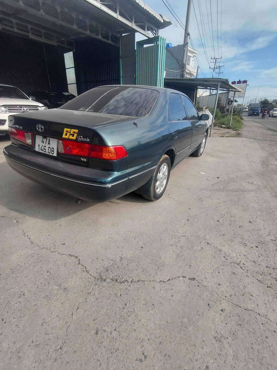 BÁN TOYOTA CAMRY GRANDE 3.0 V6 – ĐỜI 2001