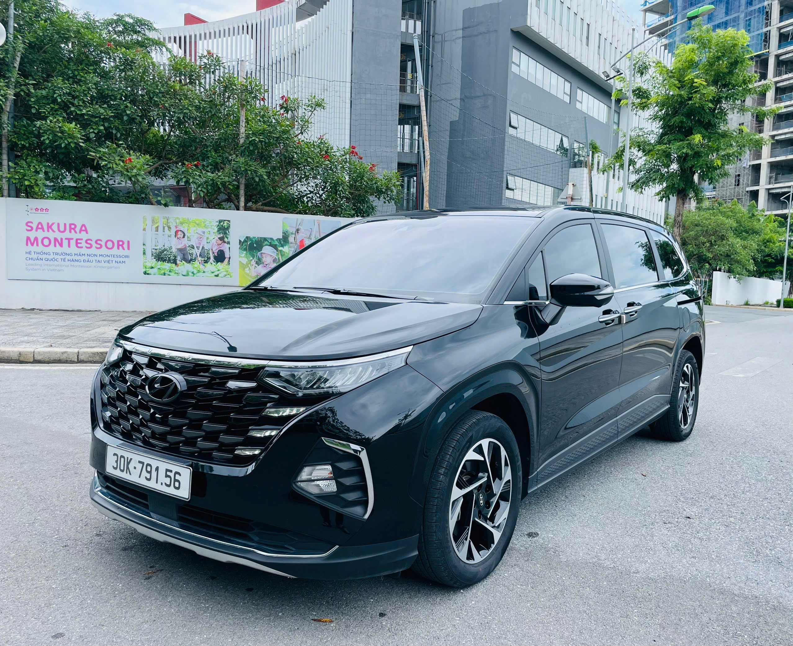 Hyundai CUSTIN 2.0T Premium sản xuất 2023 đ.ký 2024,chạy hơn 4v km