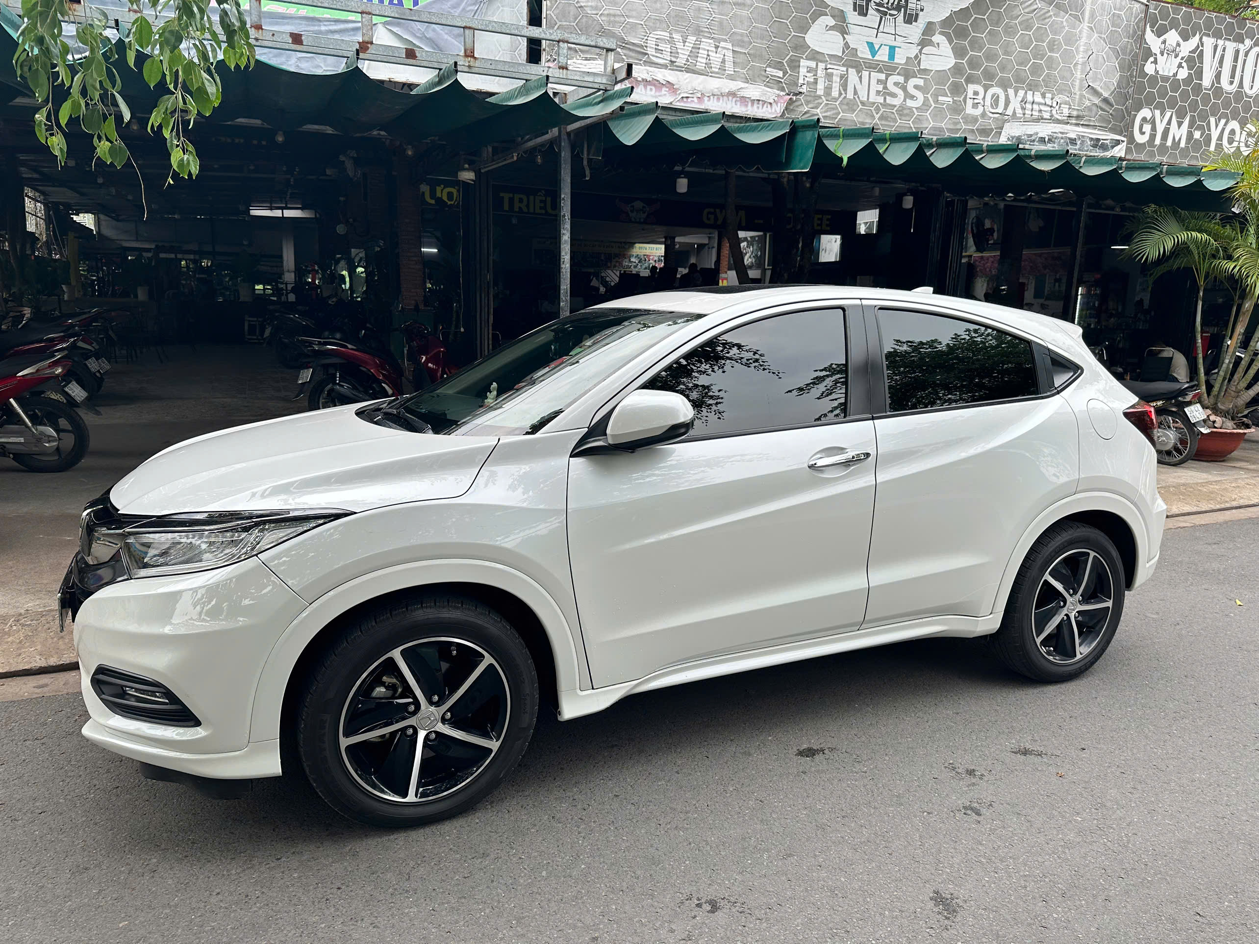 BÁN HONDA HR-V L – XE ĐẸP, CHÍNH CHỦ, GIÁ CHỈ 650 TRIỆU