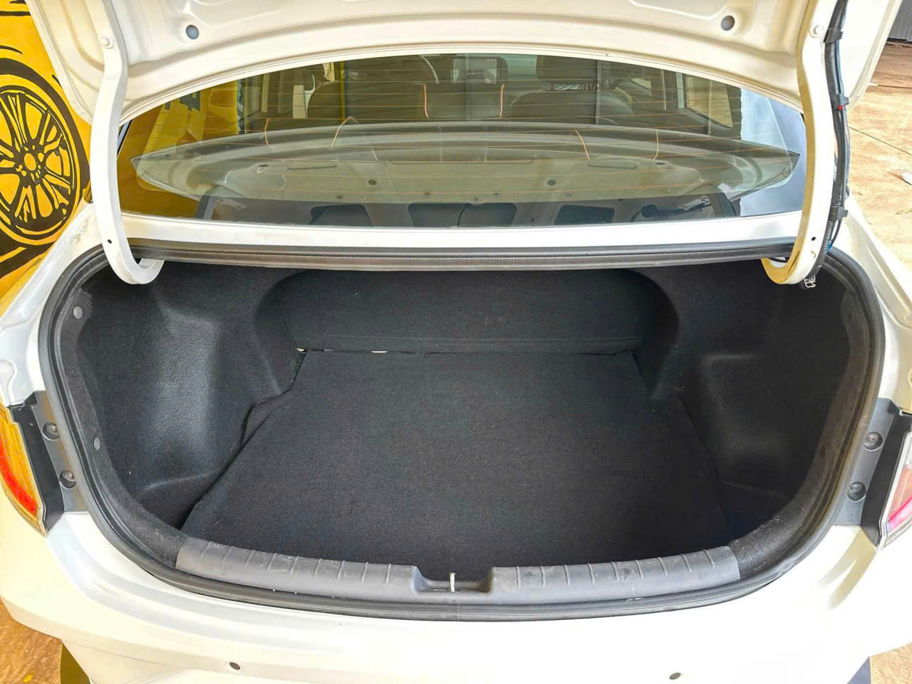 TÌM XE ZIN NHƯ TÌM TRI KỶ: CÓ NGAY HYUNDAI I10 SEDAN 2021 “ĐẸP KHÔNG VẾT XƯỚC”!