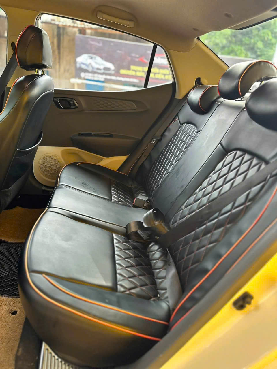 TÌM XE ZIN NHƯ TÌM TRI KỶ: CÓ NGAY HYUNDAI I10 SEDAN 2021 “ĐẸP KHÔNG VẾT XƯỚC”!