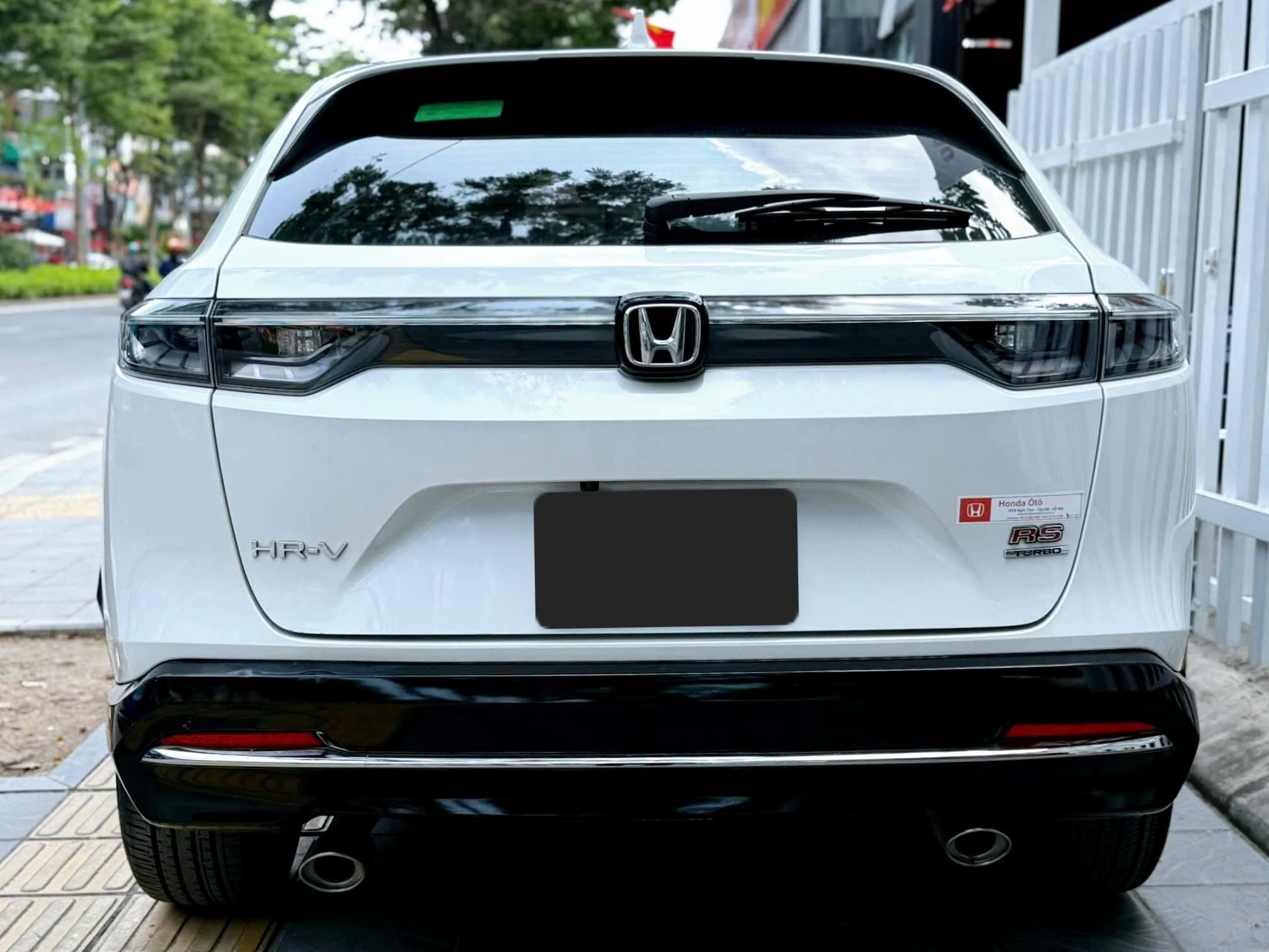 Bán Honda HR-V RS sản xuất năm 2023, màu trắng, xe nhập