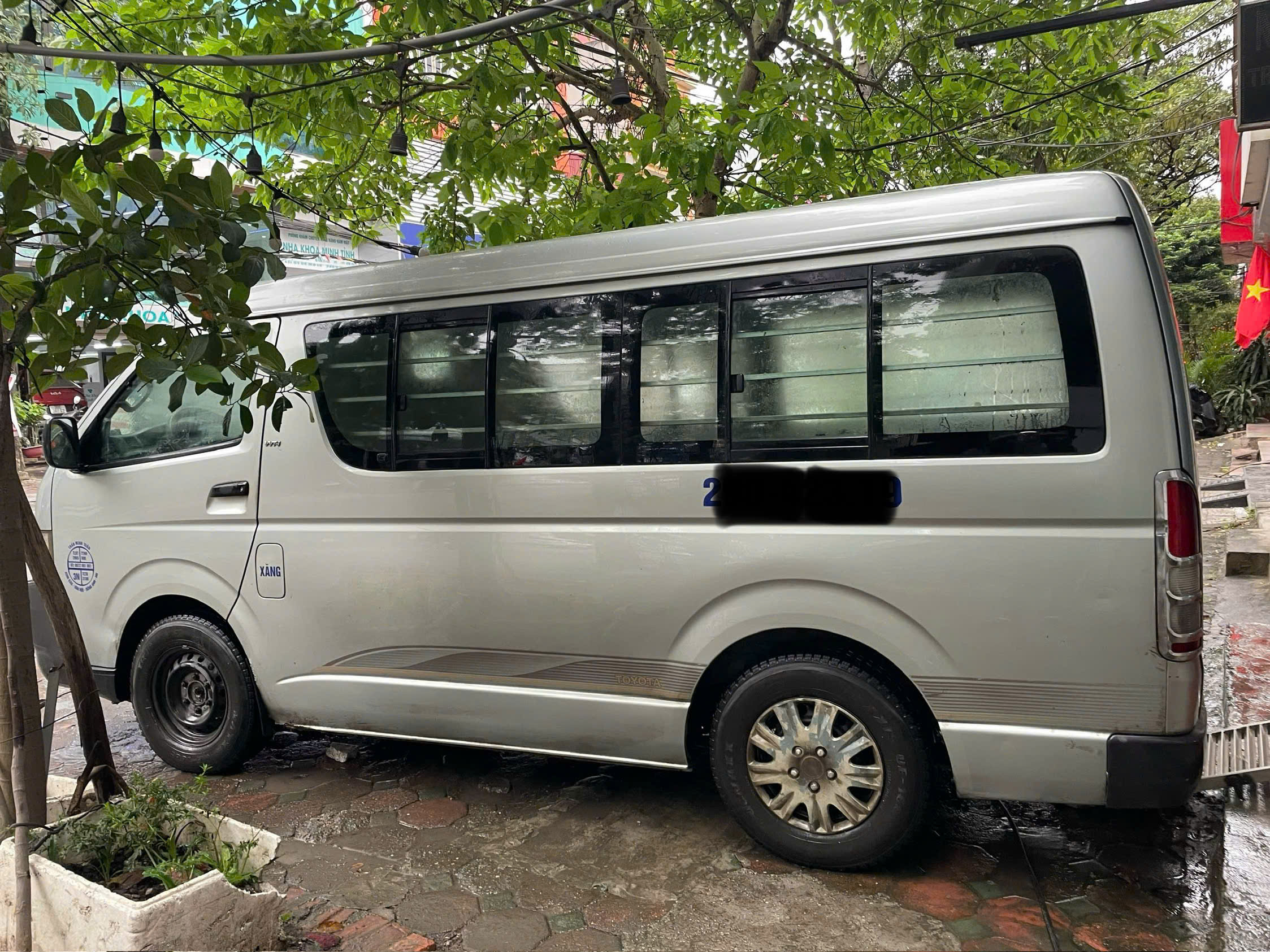 BÁN TOYOTA HIACE 2008 – MÁY XĂNG, GIÁ 108 TRIỆU