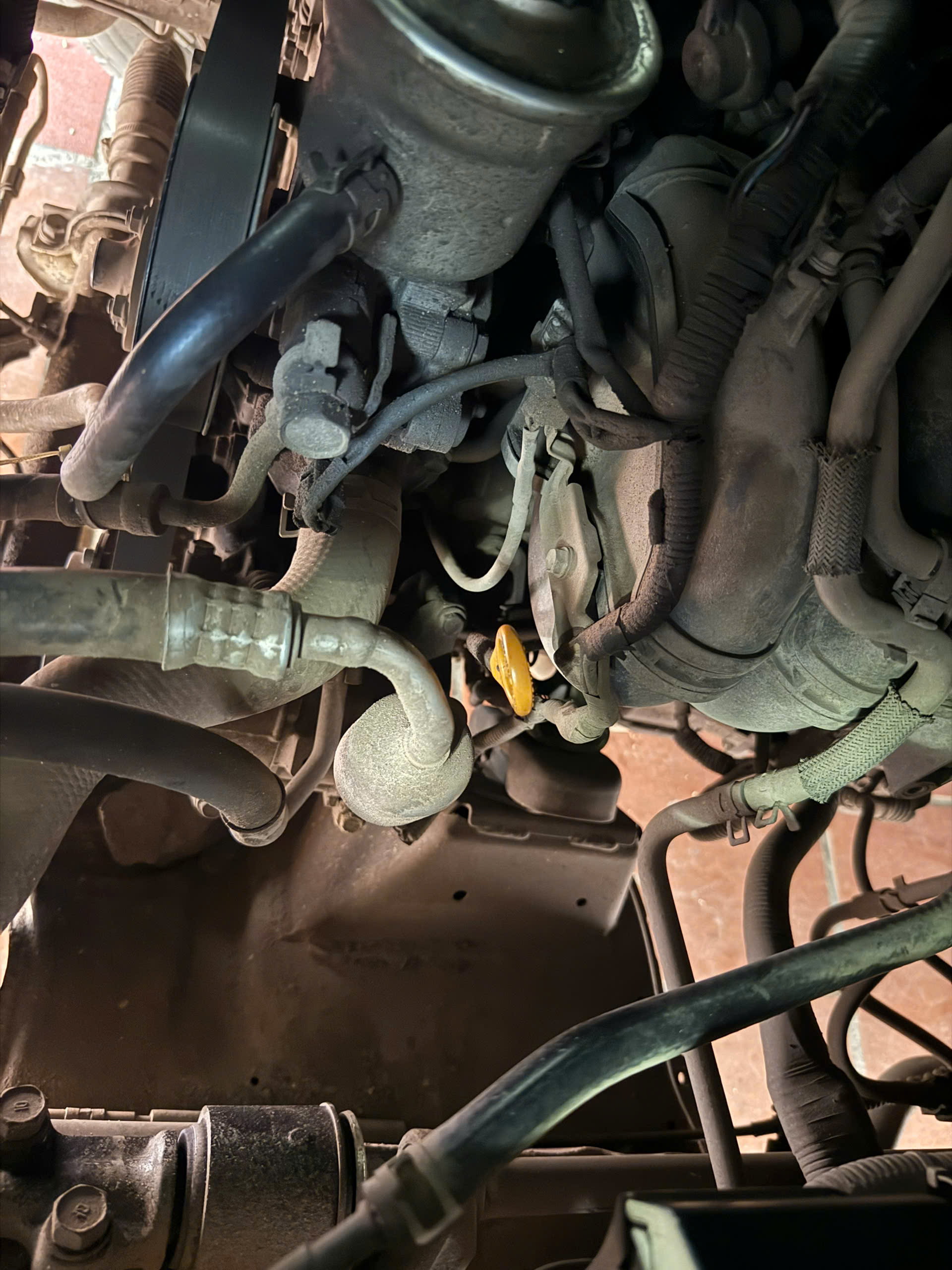 BÁN TOYOTA HIACE 2008 – MÁY XĂNG, GIÁ 108 TRIỆU