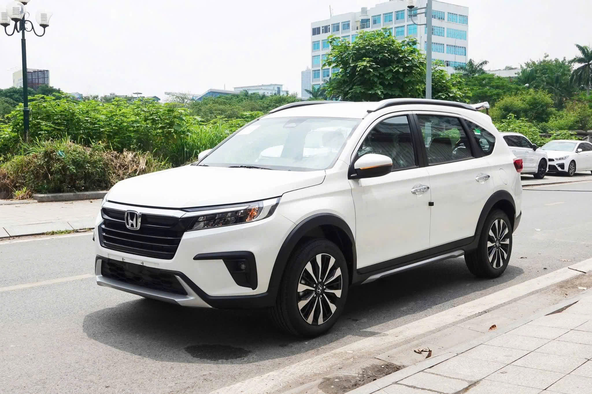 HONDA BR-V – SUV 7 CHỖ, GIÁ ĐANG CỰC TỐT!