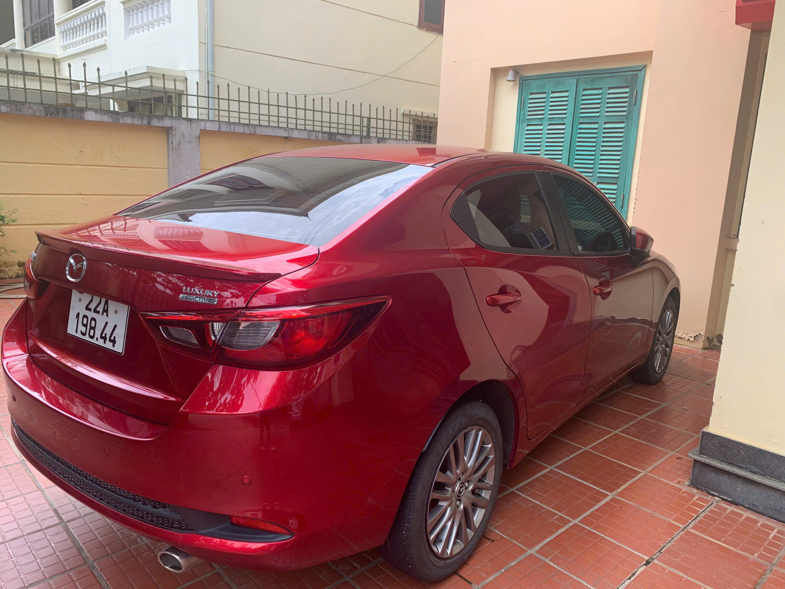 MAZDA 2 LUXURY 2022 – LĂN BÁNH 6/2023 – GIÁ CHỈ 389 TRIỆU