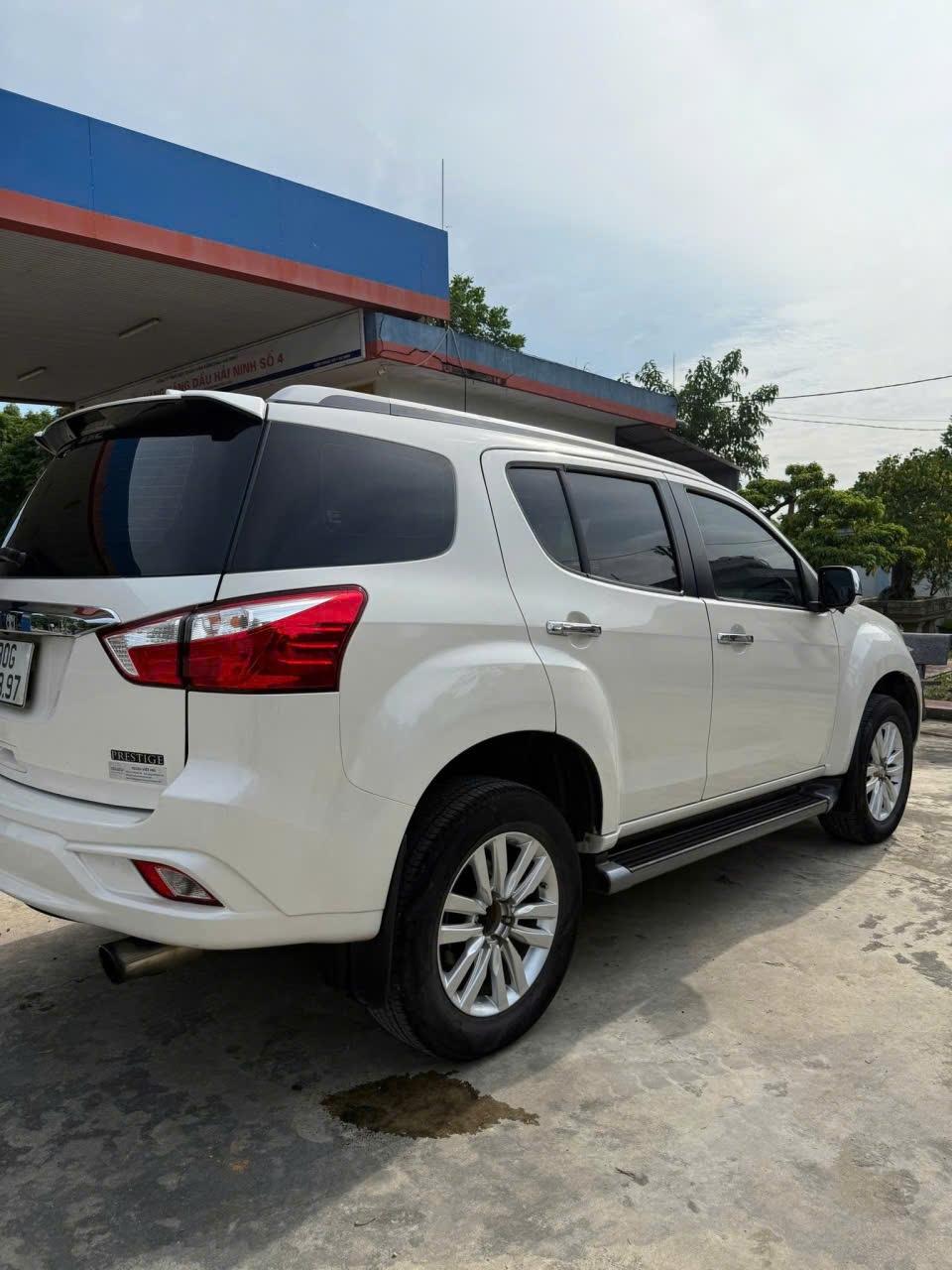 ISUZU MU-X BLUE POWER 2019 – ĐĂNG KÝ 2020 – 1 CHỦ TỪ ĐẦU – ODO 7 VẠN KM