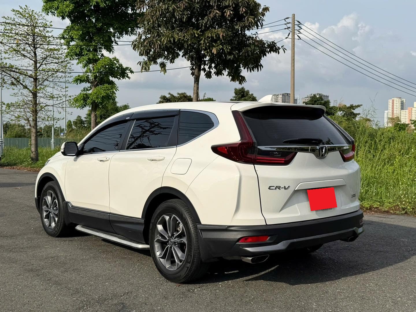Bán Honda CR V L sản xuất năm 2023, màu trắng, giá chỉ 879 triệu
