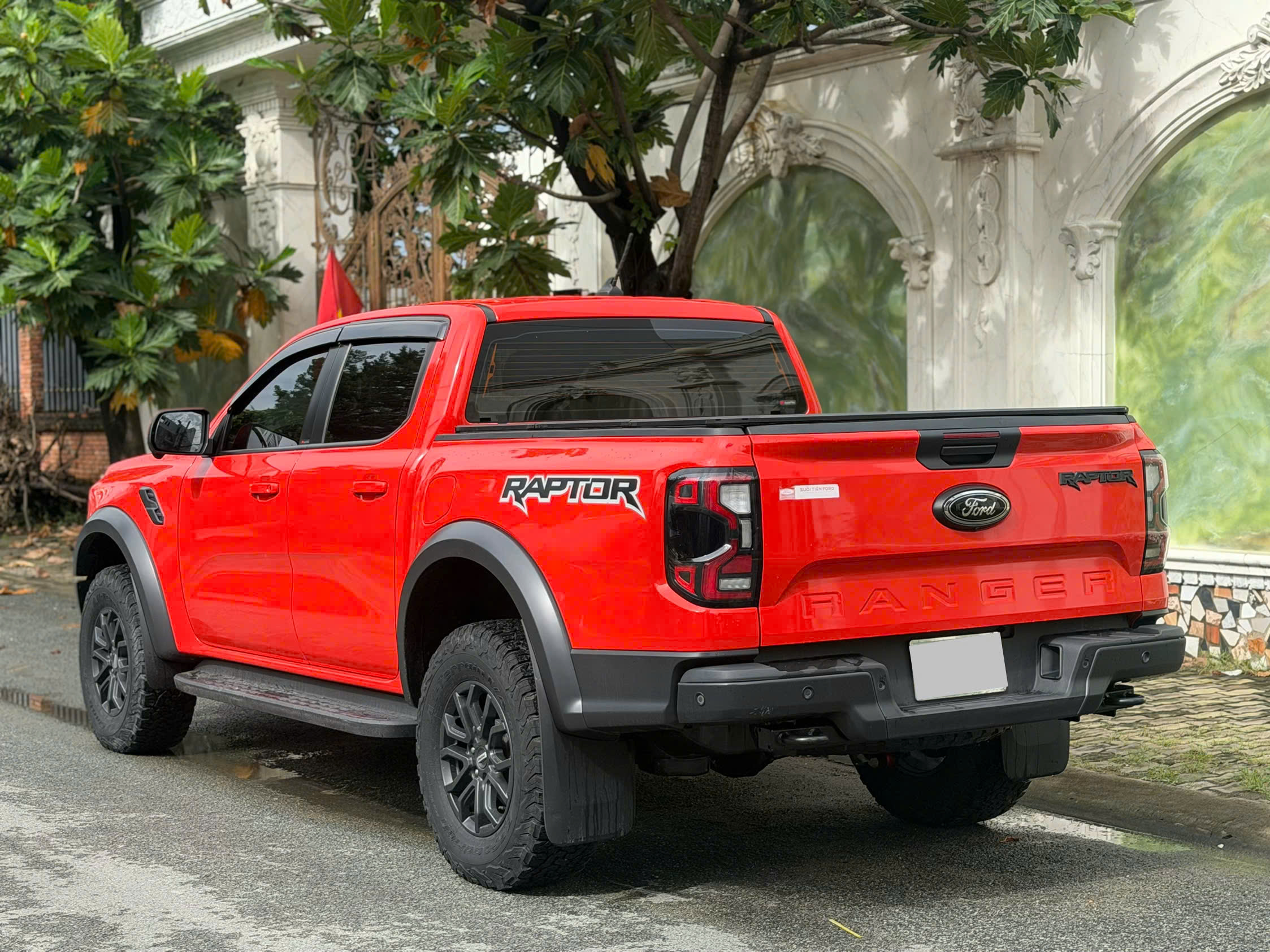 Bán ô tô Ford Ranger Raptor 2.0L 4x4 AT năm sản xuất 2025, màu đỏ, nhập khẩu nguyên chiếc, 1.086 tỉ