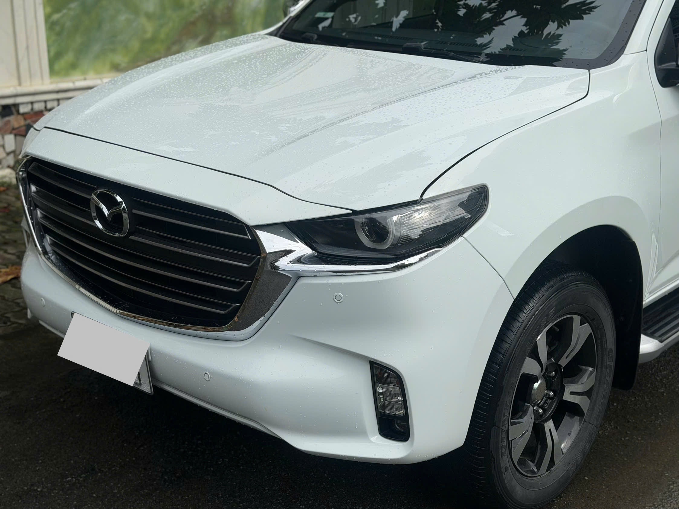 Cần bán xe Mazda Mazda BT 50 Premium 1.9L 4x4 AT sản xuất năm 2021, màu trắng, nhập khẩu giá cạnh tranh