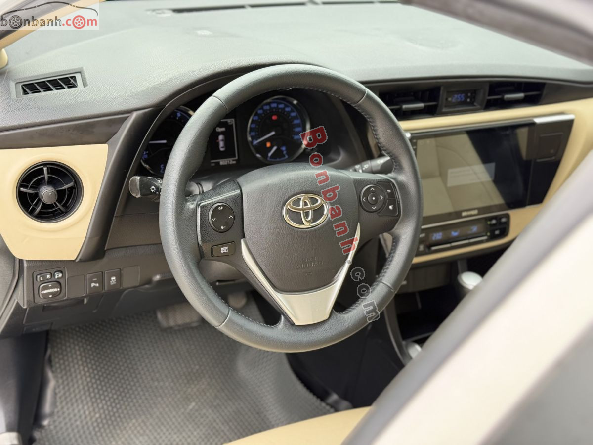 Bán ô tô Toyota Corolla altis 1.8G AT - 2017 - xe cũ