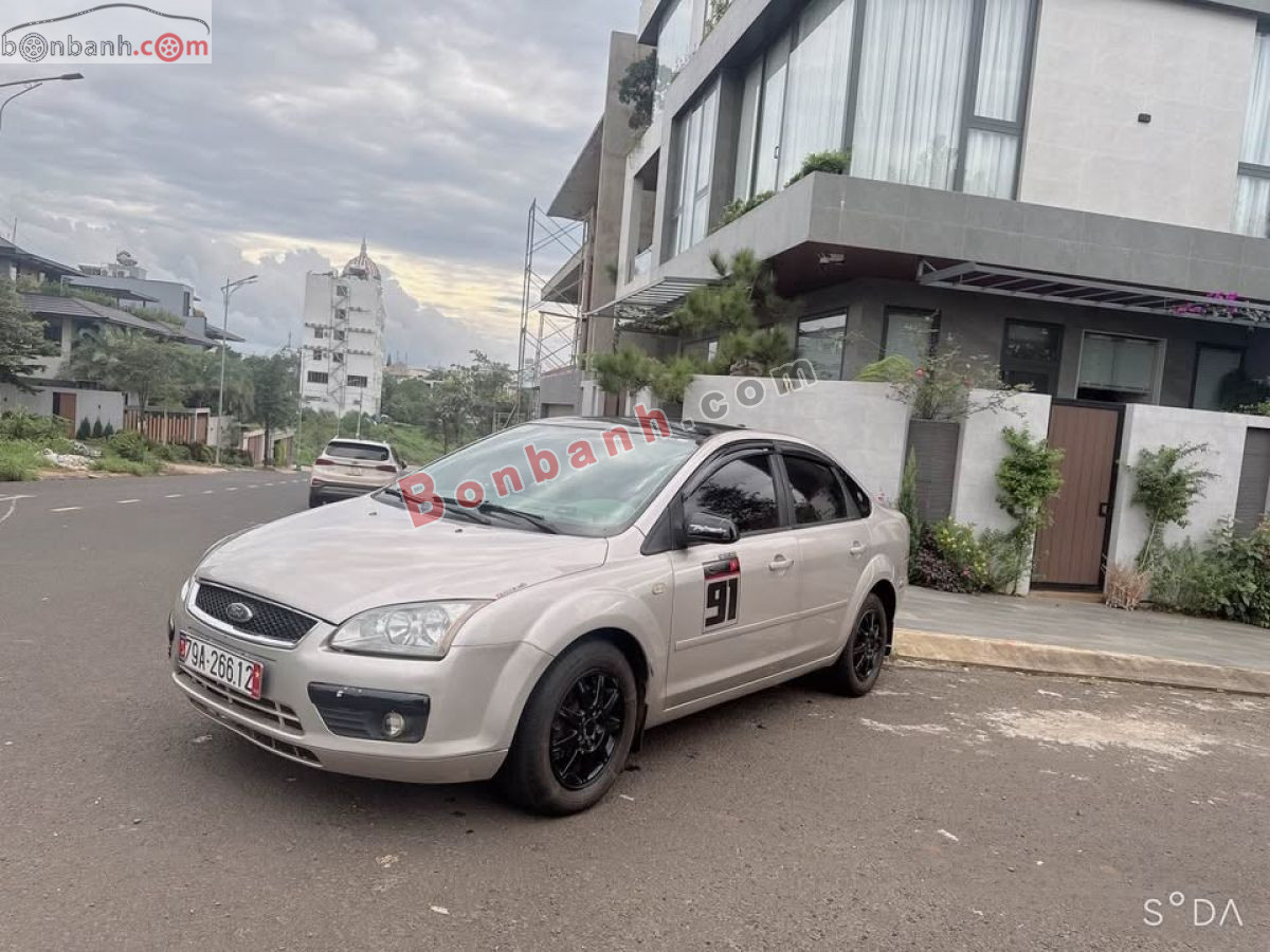 Bán ô tô Ford Focus 1.8 MT - 2005 - xe cũ