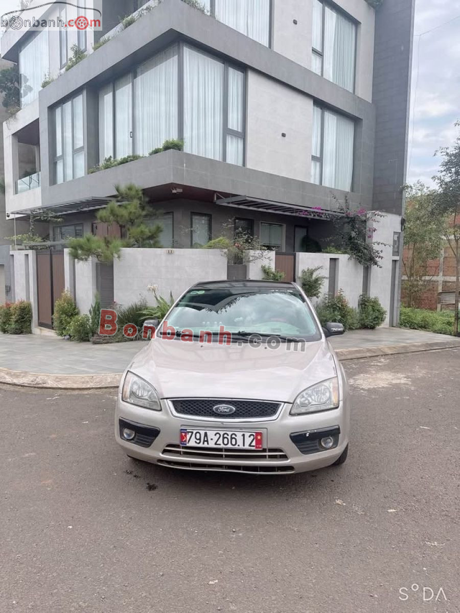Bán ô tô Ford Focus 1.8 MT - 2005 - xe cũ