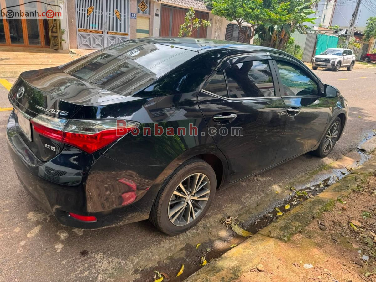 Bán ô tô Toyota Corolla altis 2.0V AT - 2017 - xe cũ