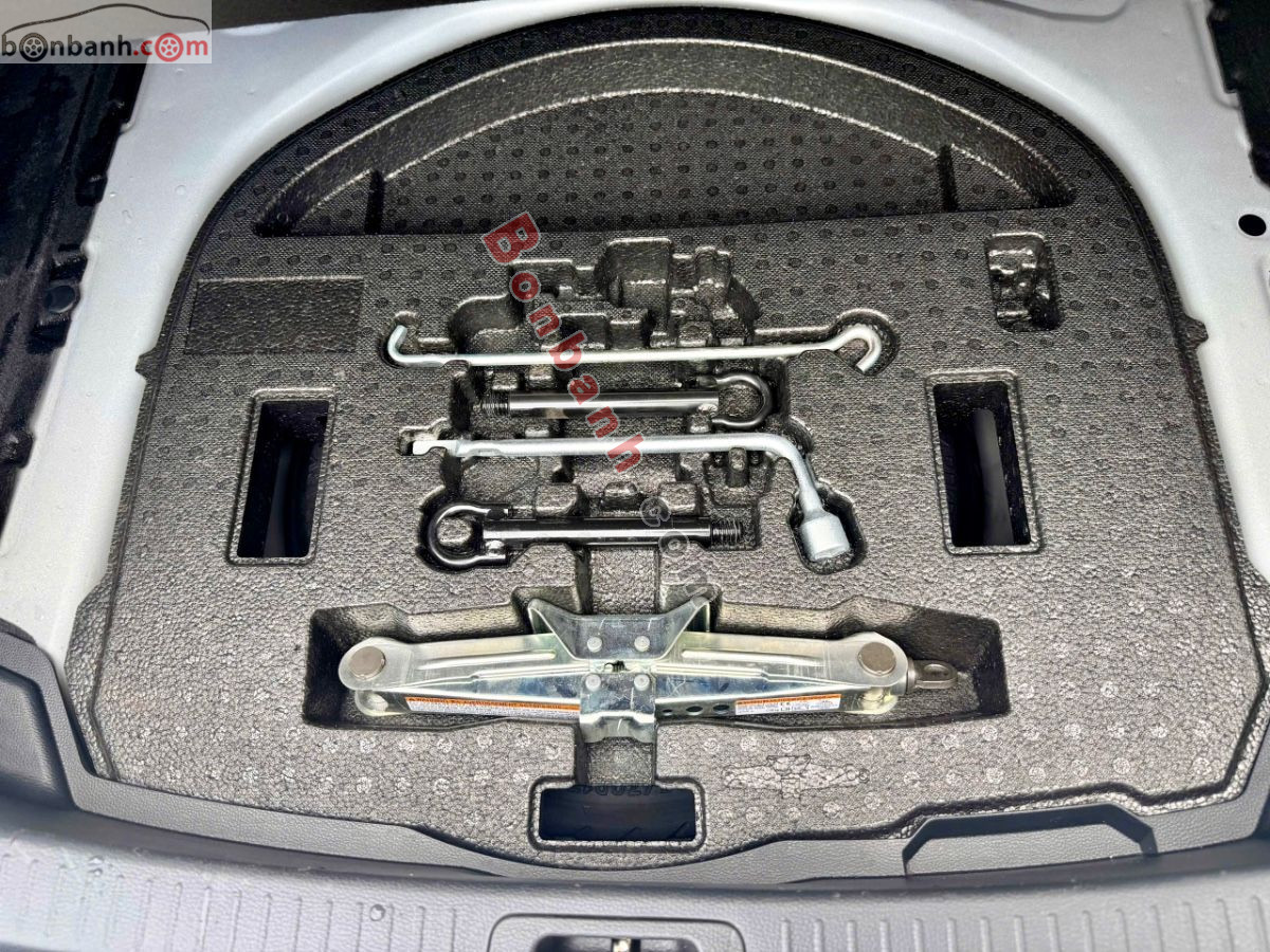 Bán ô tô Toyota Corolla altis 1.8HEV - 2022 - xe cũ