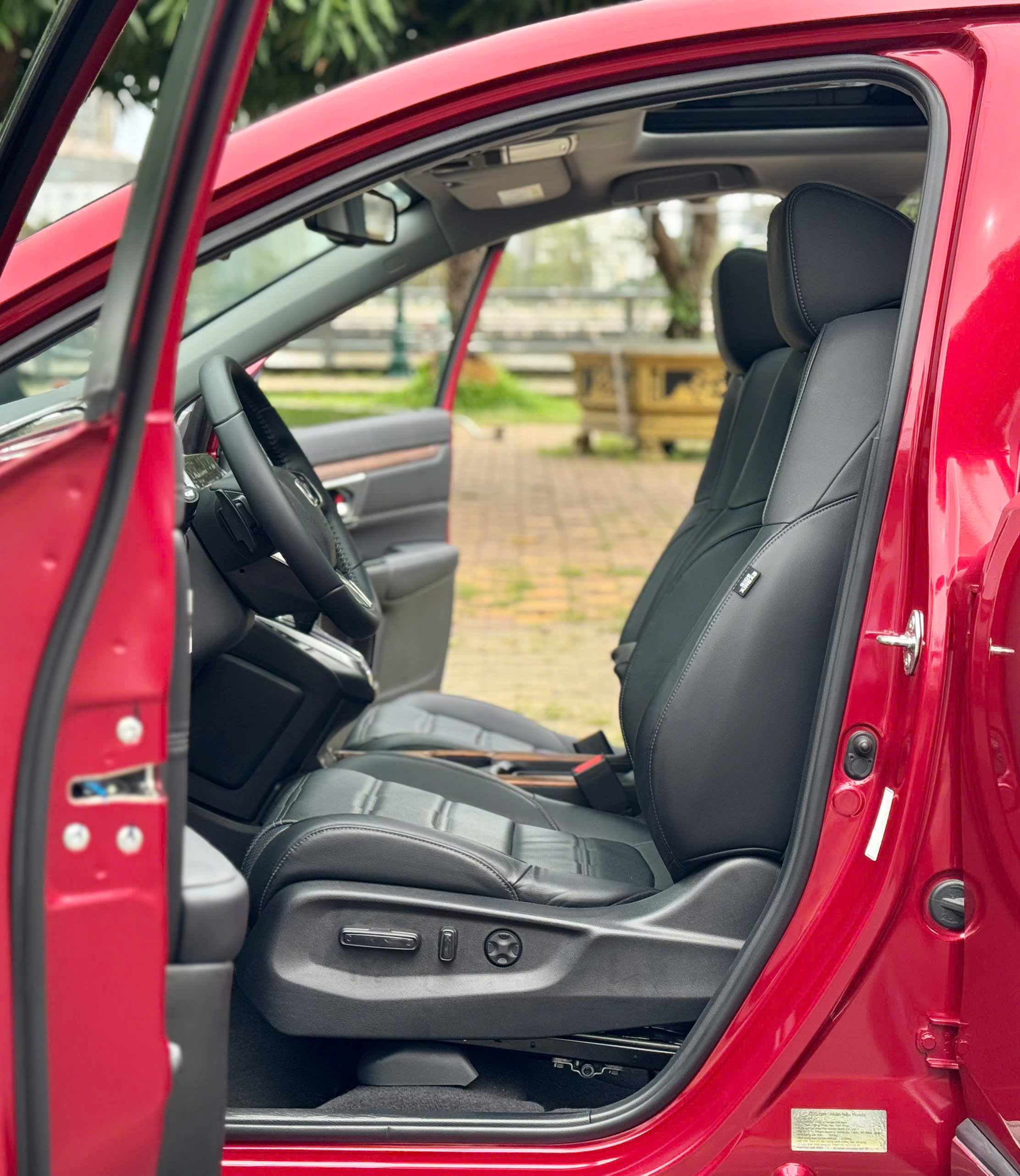 Bán ô tô Honda CR V L sản xuất 2021, màu đỏ, xe nhập
