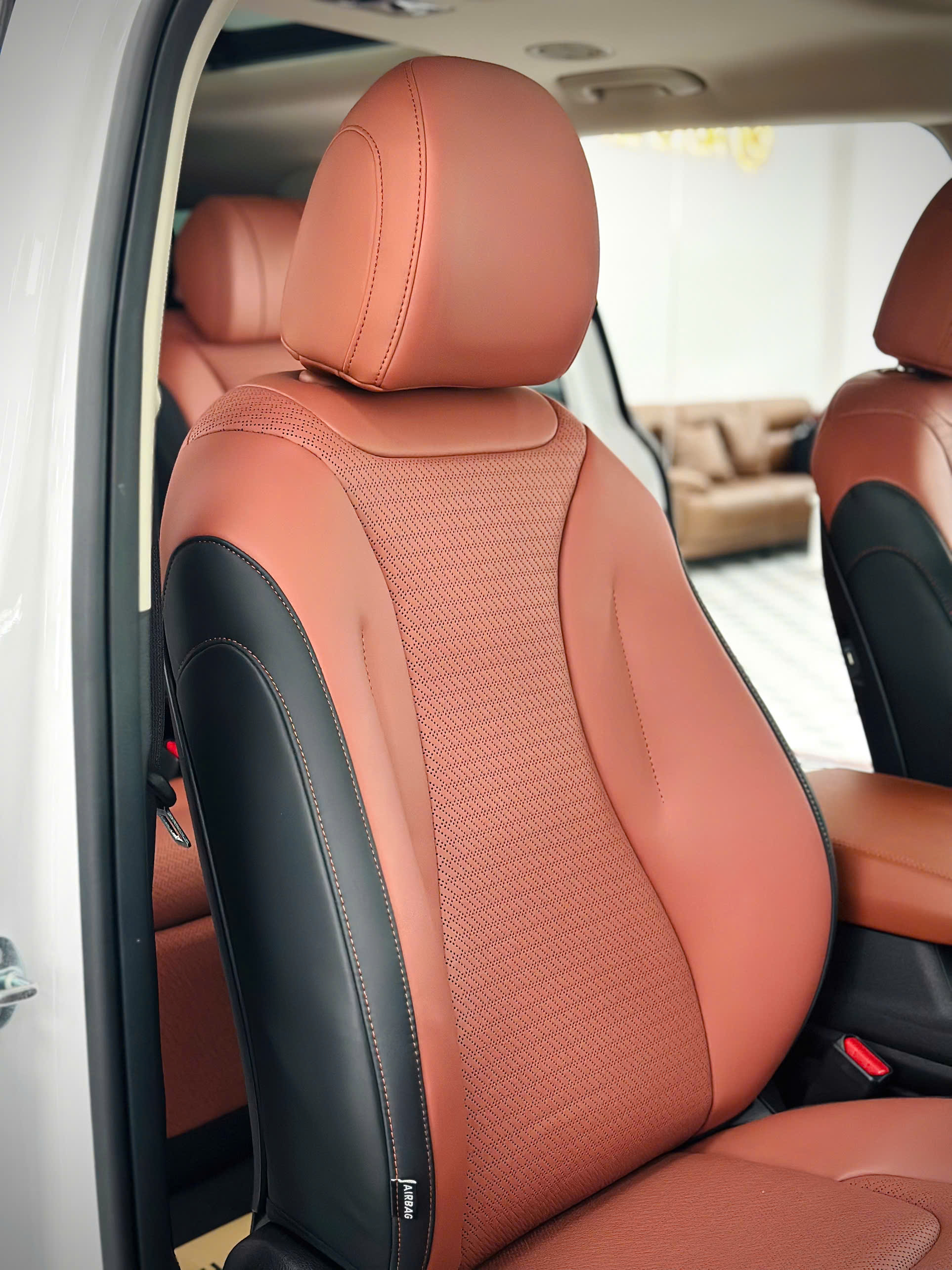 Bán Kia Carnival Signature 3.5G sản xuất năm 2023, màu trắng