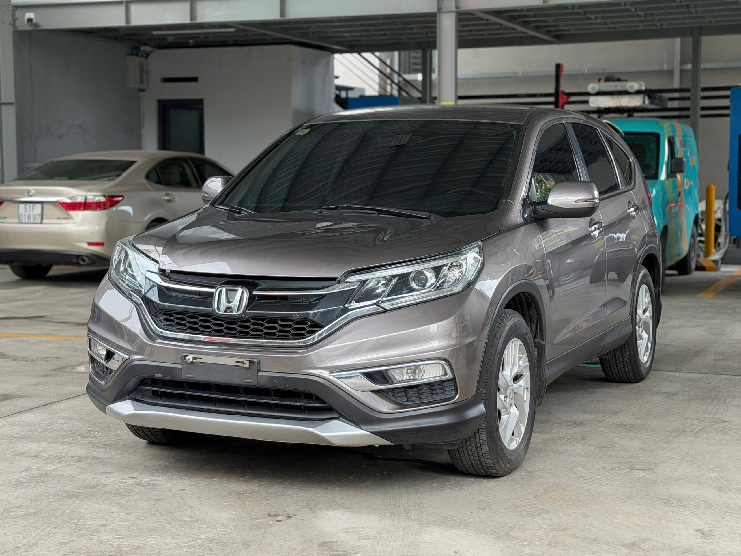 Bán ô tô Honda CR V 2.0 AT năm sản xuất 2017, màu xám (ghi), nhập khẩu