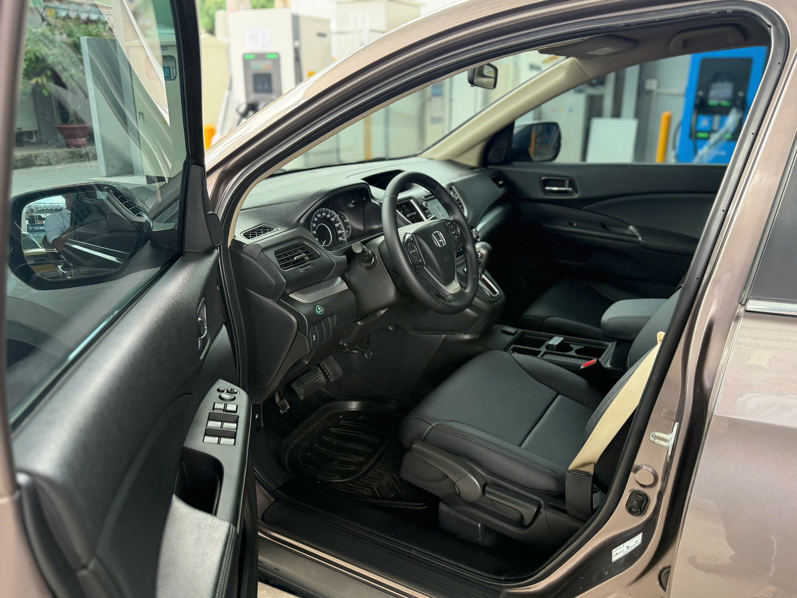 Bán ô tô Honda CR V 2.0 AT năm sản xuất 2017, màu xám (ghi), nhập khẩu