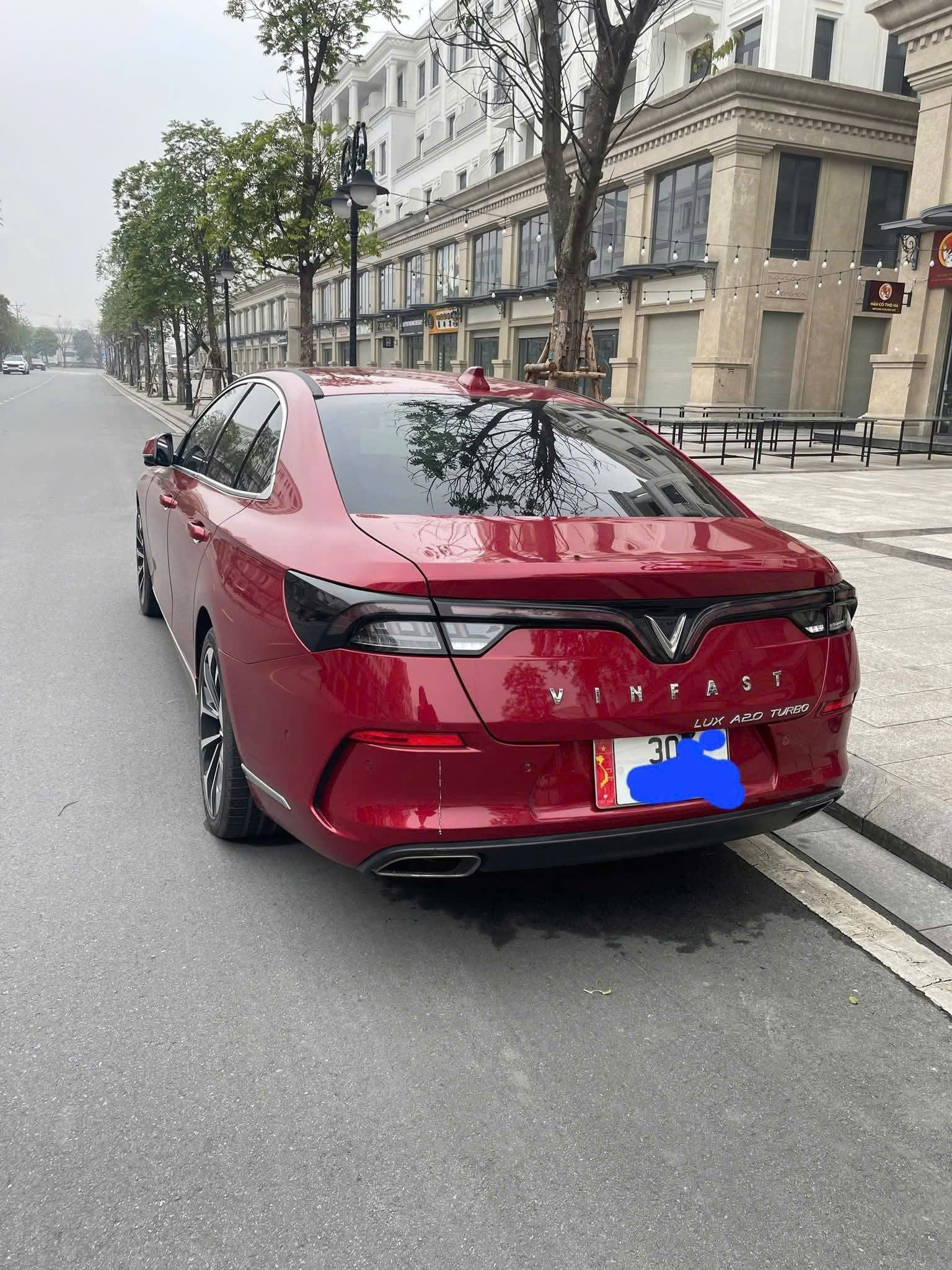 LUX A2.0 TURBO PRE – ĐỎ SANG TRỌNG – GIÁ CHỈ 540 TRIỆU