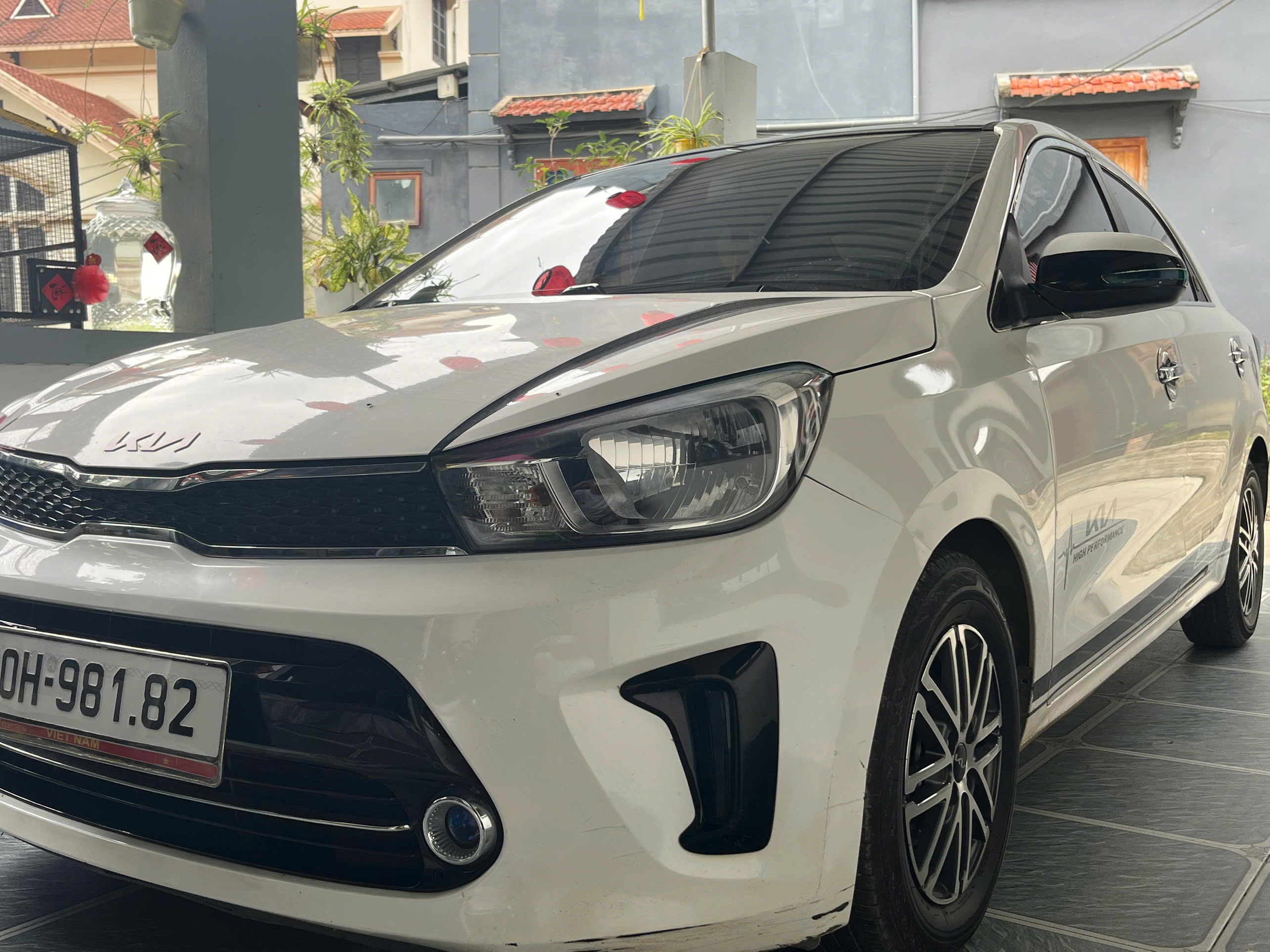 Chính Chủ Bán Kia Soluto Deluxe Số Sàn – Giá 250 Triệu