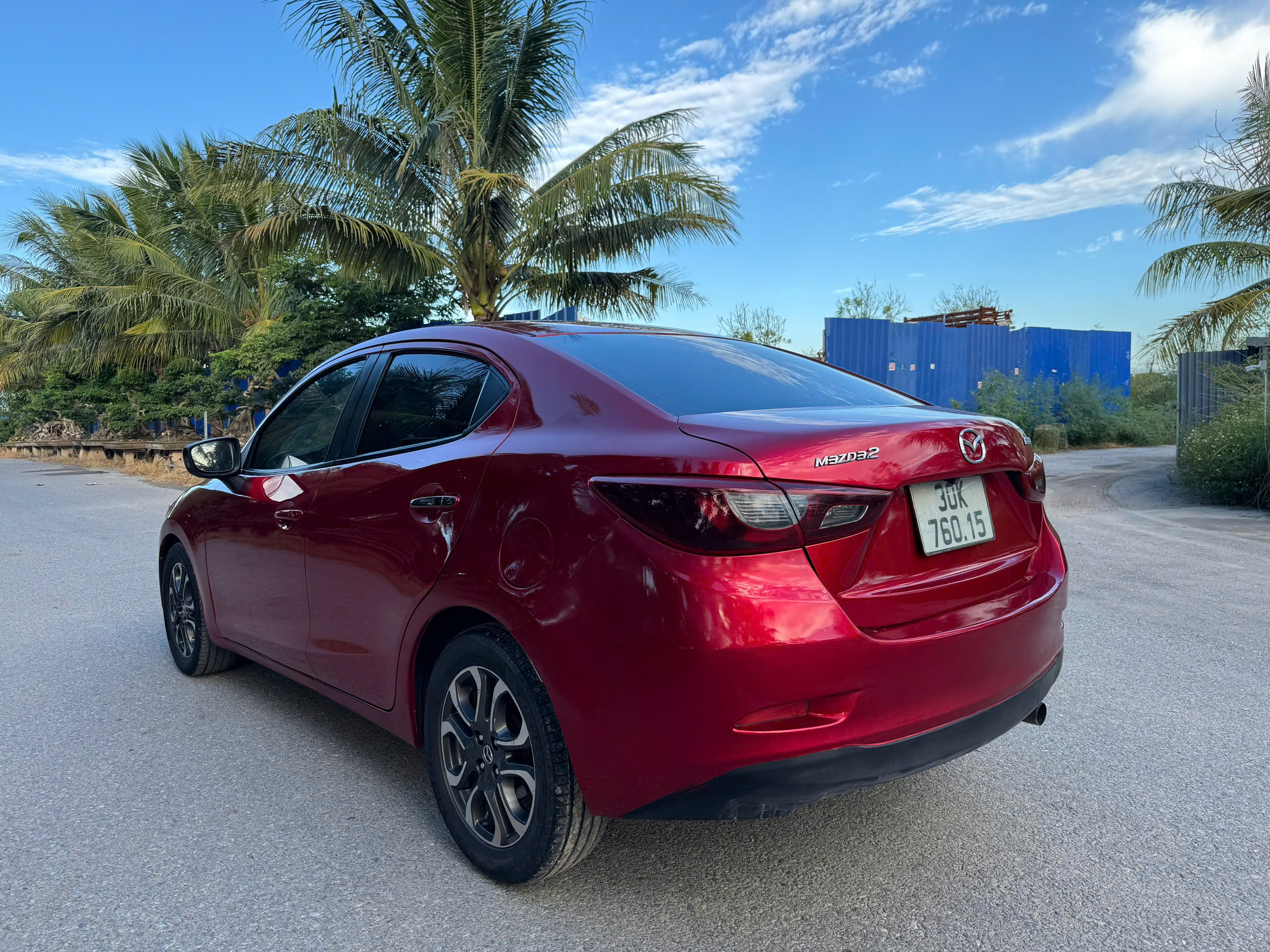 MAZDA 2 SX 2016 – MÀU ĐỎ ĐẸP, GIÁ CHỈ 275 TRIỆU!