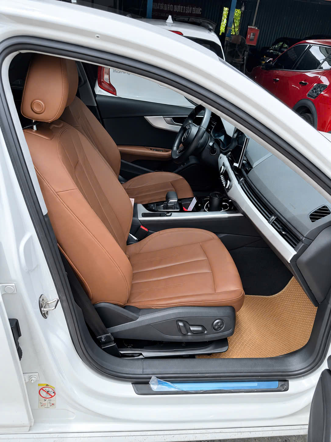 AUDI A4 40 TFSI ADVANCED 2021 – NHẬP ĐỨC