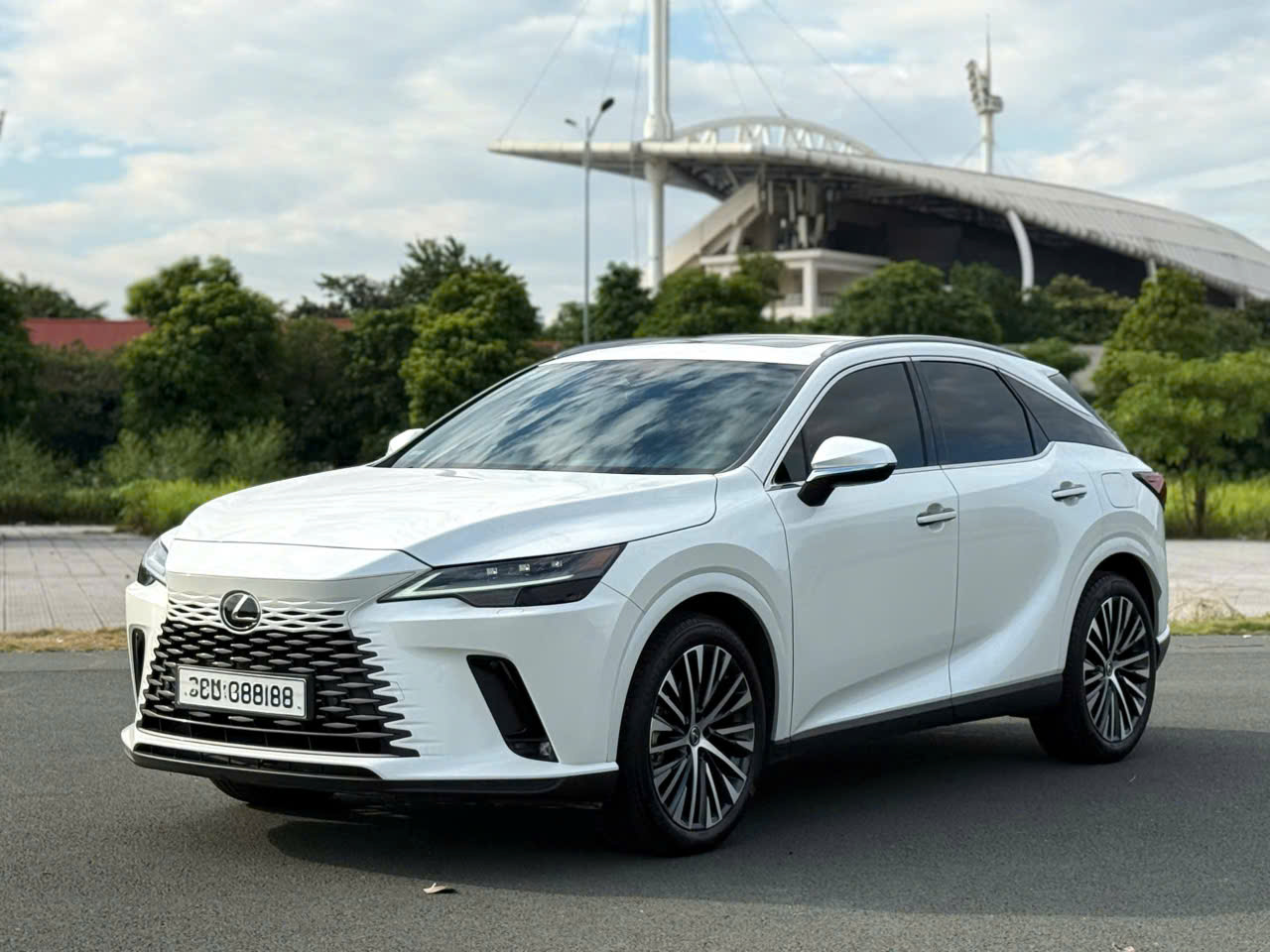 LEXUS RX350 PREMIUM – XE MỚI NHẤT VIỆT NAM – ODO CHỈ 9.000KM