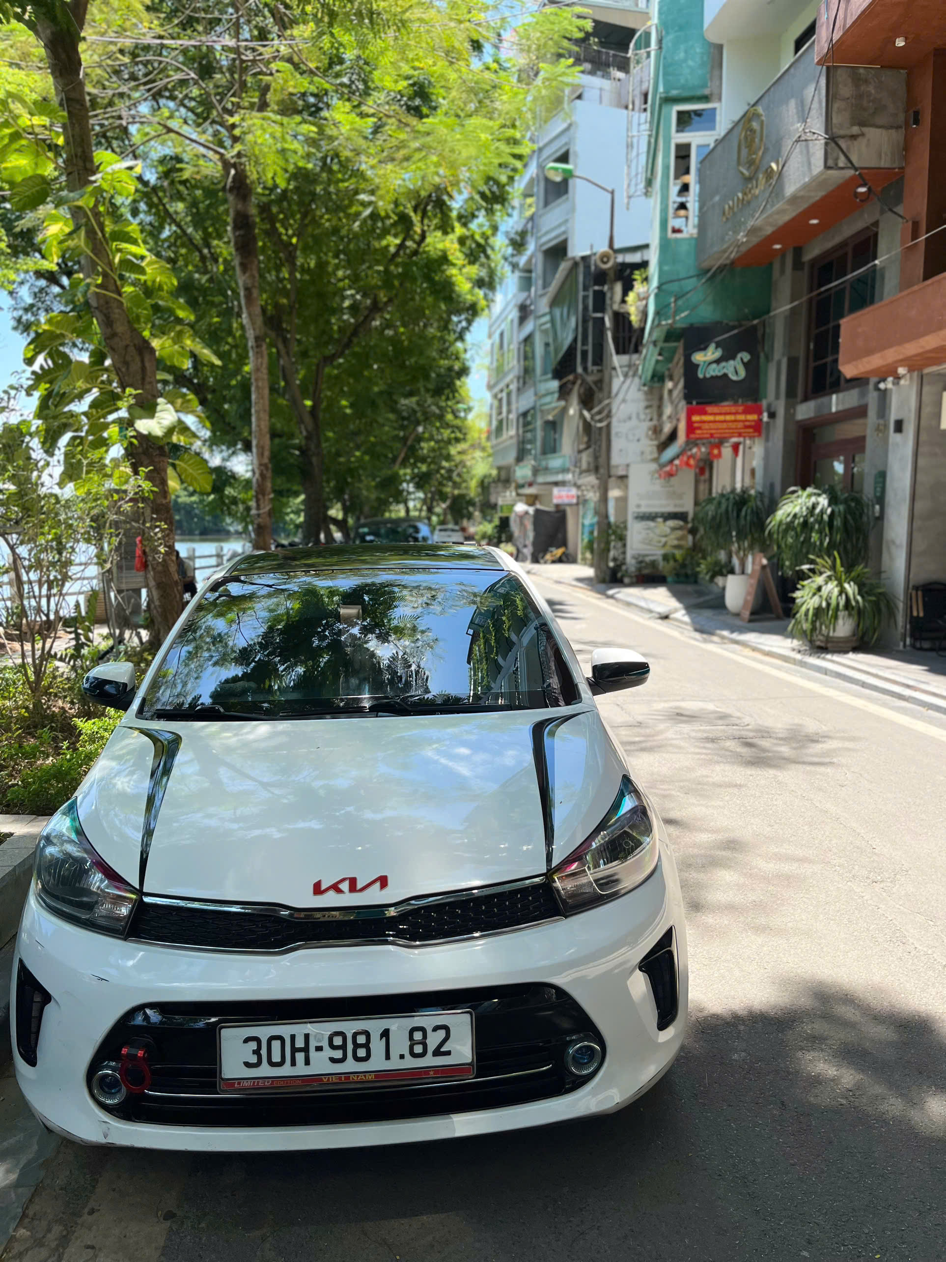 Chính Chủ Bán Kia Soluto Deluxe Số Sàn – Giá 250 Triệu