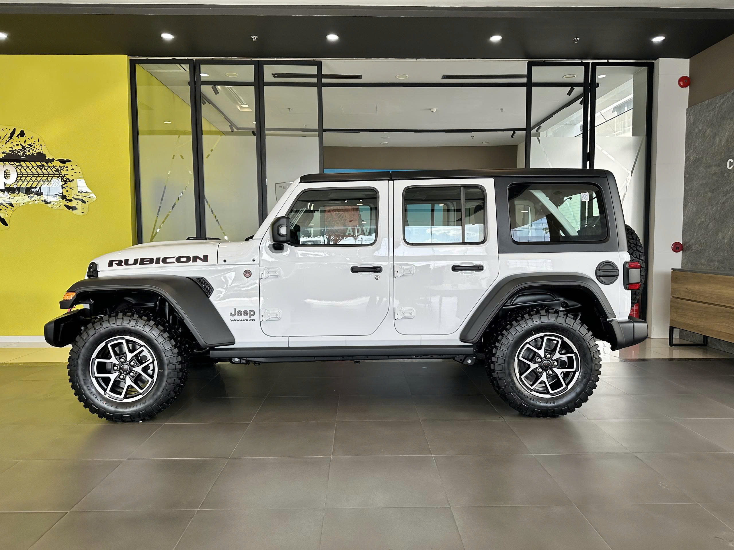 JEEP WRANGLER 2026 – TỰ DO CHINH PHỤC MỌI GIỚI HẠN