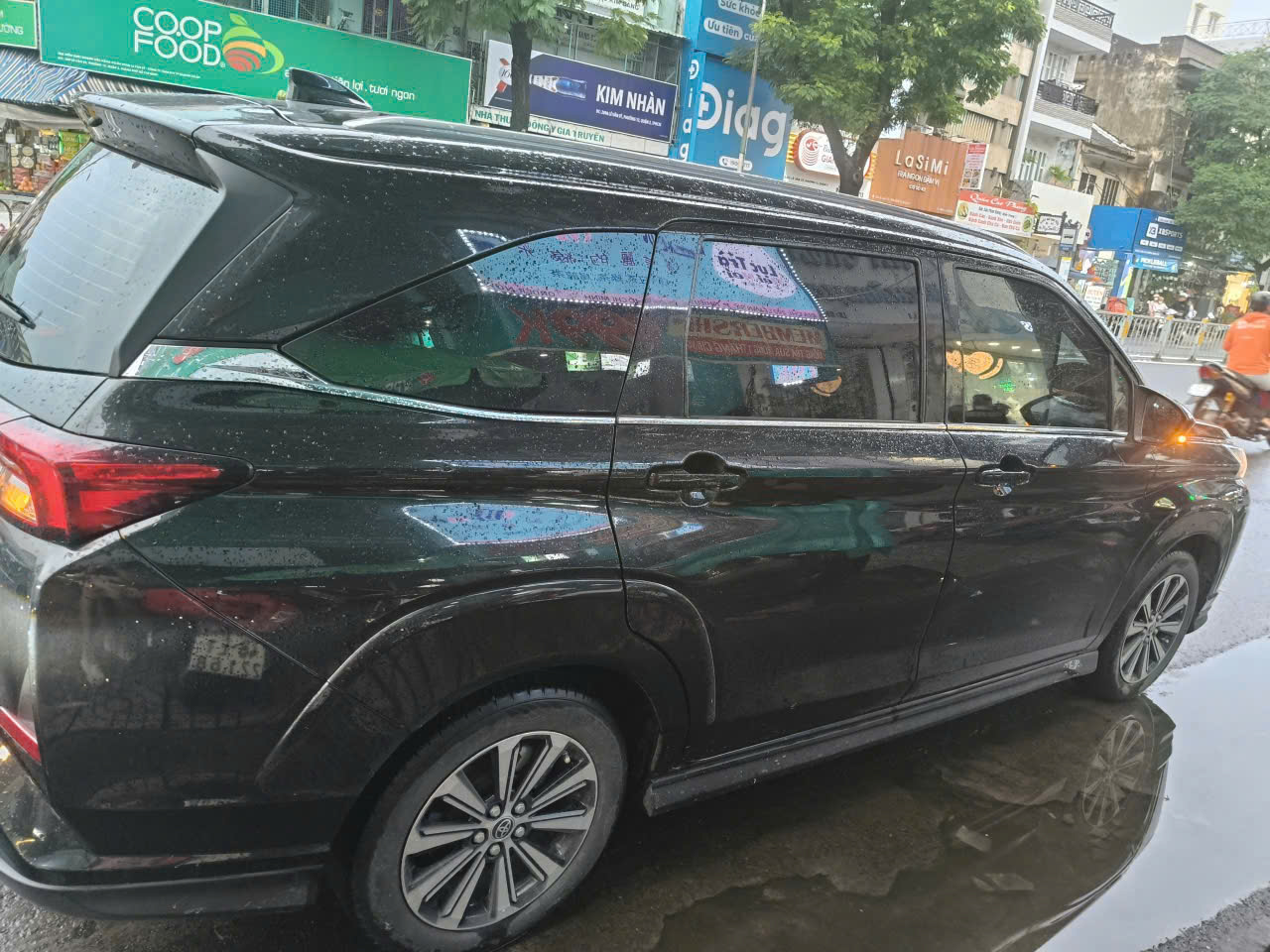 TOYOTA VELOZ CROSS – NHẬP 2022, CÀ VẸT 2023 – XE ZIN, LỊCH SỬ HÃNG ĐẦY ĐỦ