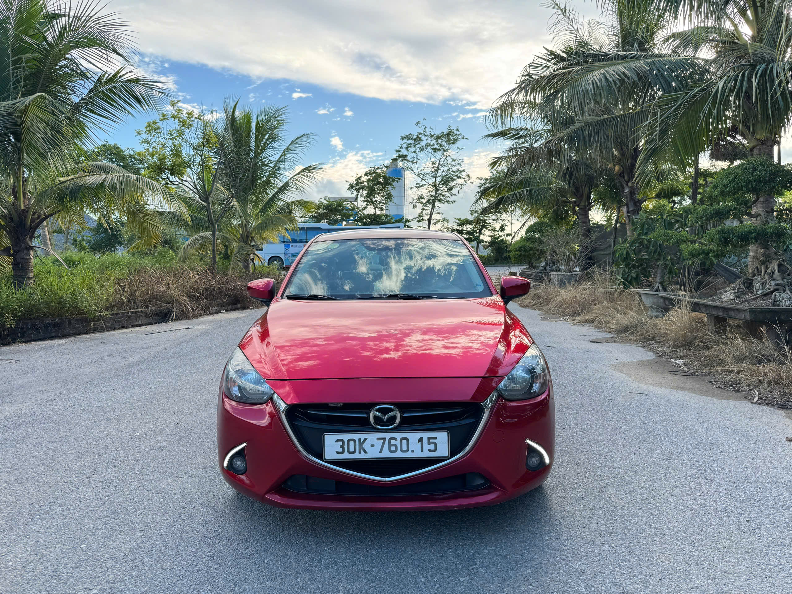 MAZDA 2 SX 2016 – MÀU ĐỎ ĐẸP, GIÁ CHỈ 275 TRIỆU!