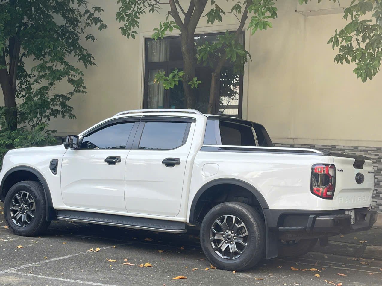 FORD RANGER XLS 4x4 – ĐỜI 2022, LẤY XE 2023