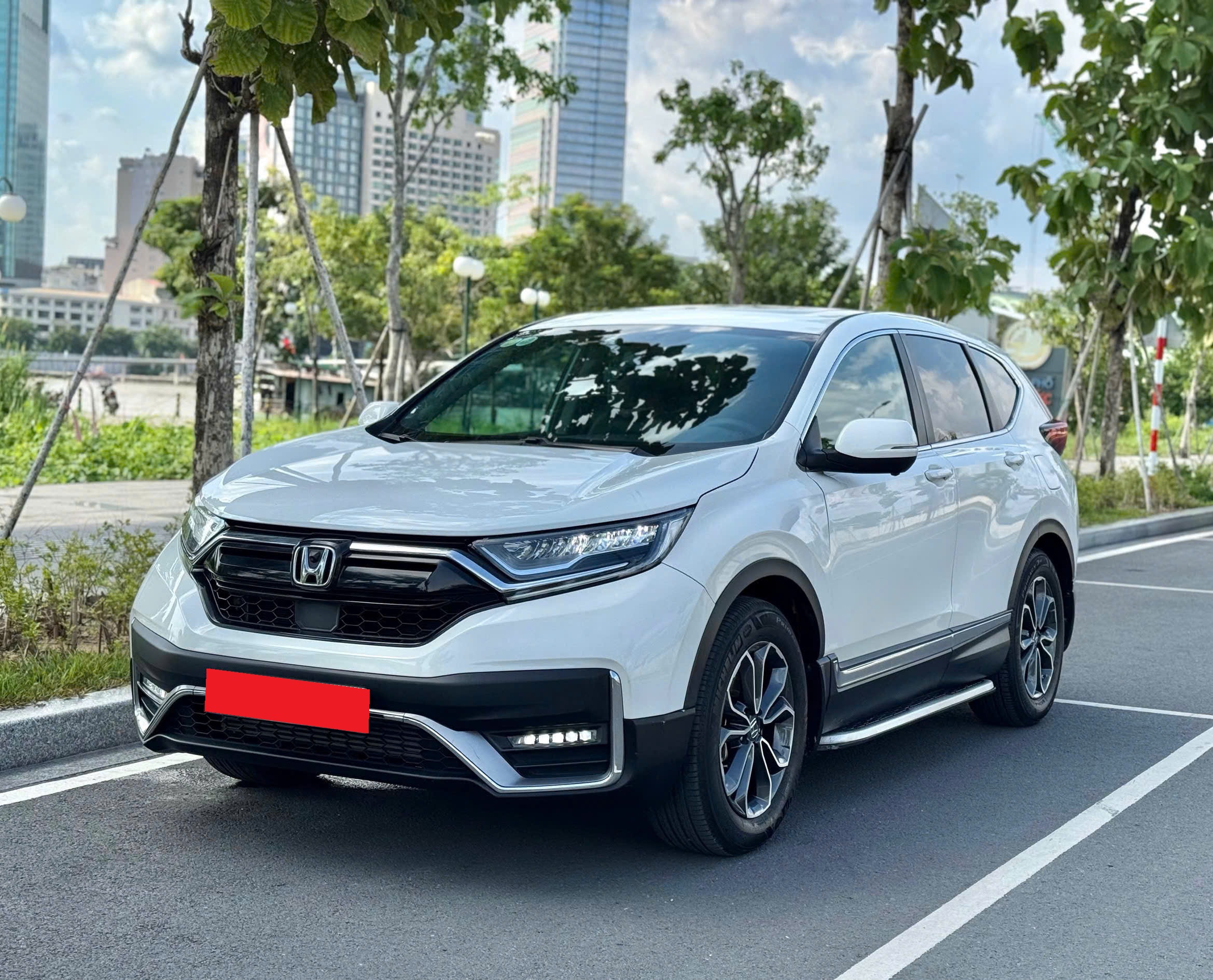 Bán xe Honda CR V L năm 2023, màu trắng, giá tốt