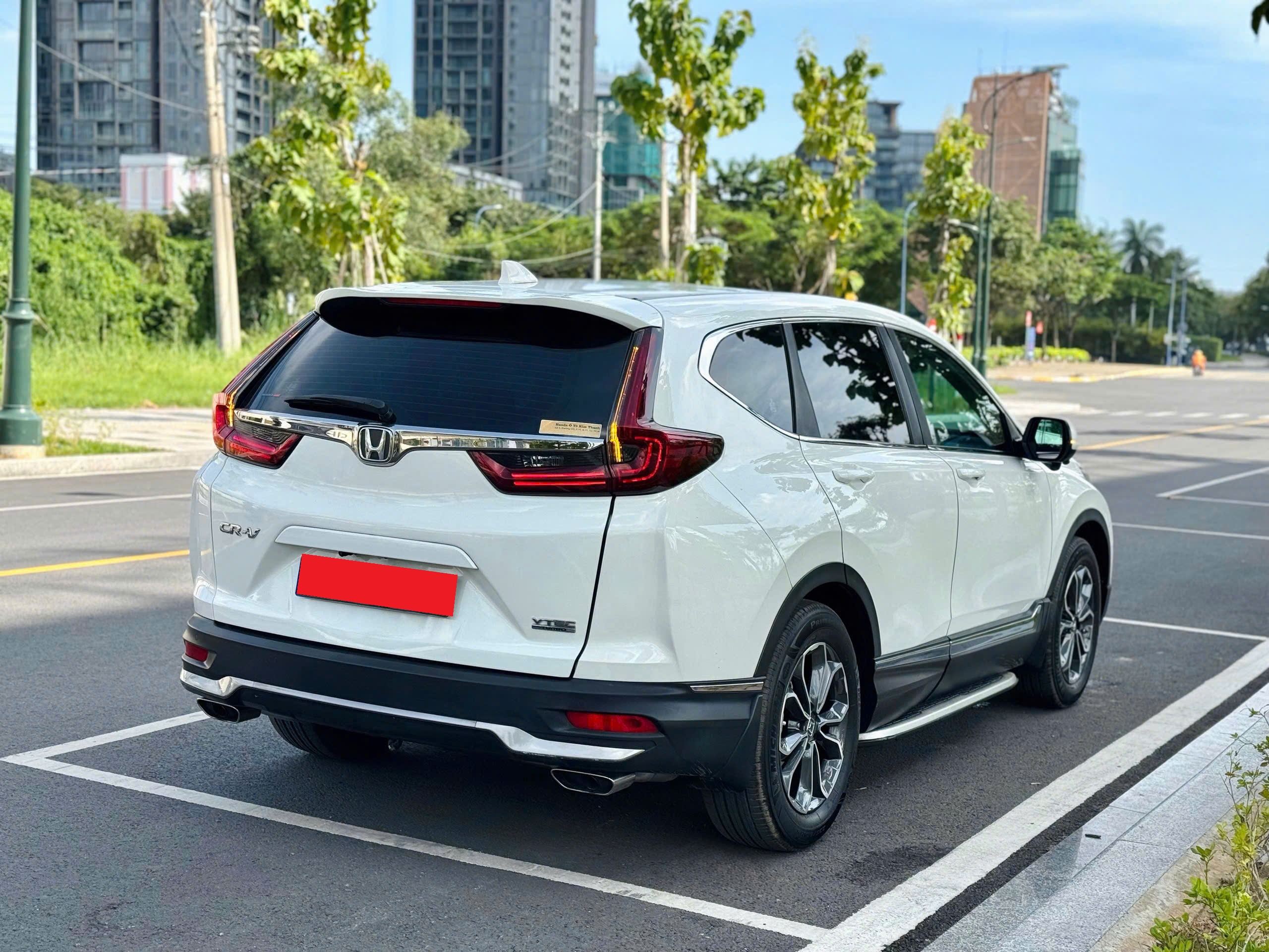 Bán xe Honda CR V L năm 2023, màu trắng, giá tốt
