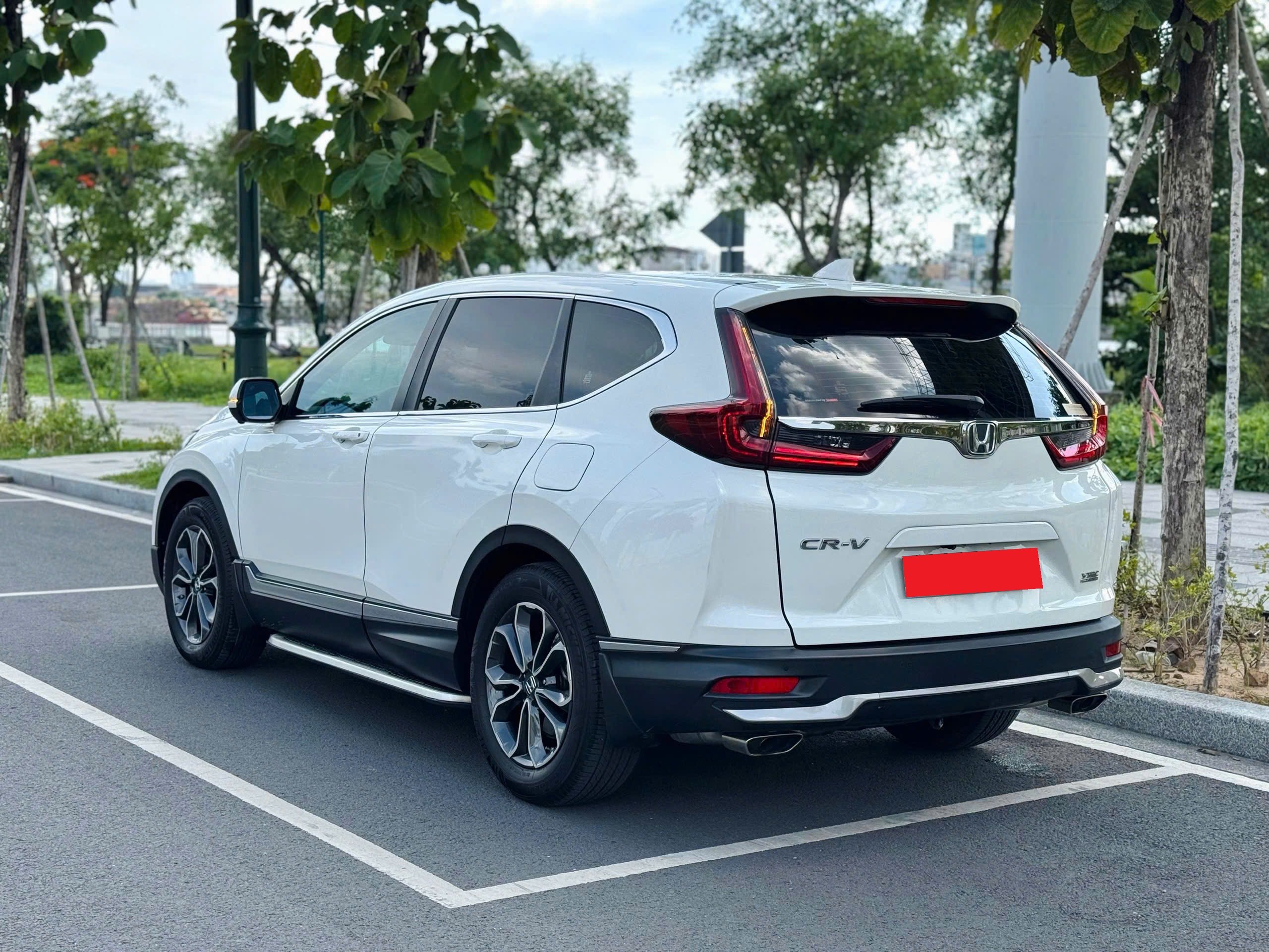 Bán xe Honda CR V L năm 2023, màu trắng, giá tốt