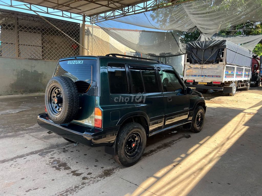 suzuki vitara 2005 (công vụ nhà nước)