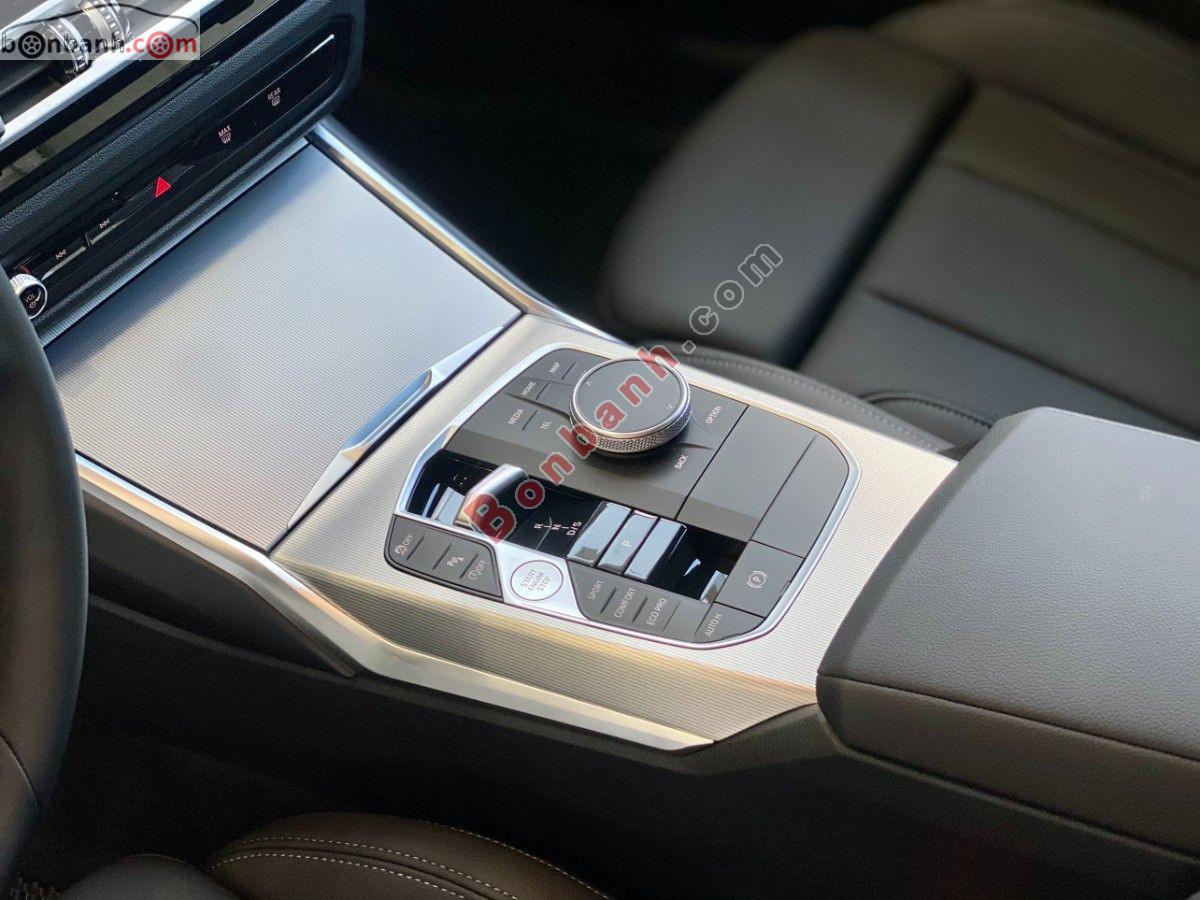 Bán ô tô BMW 3 Series 320i Sport Line - 2025 - xe mới