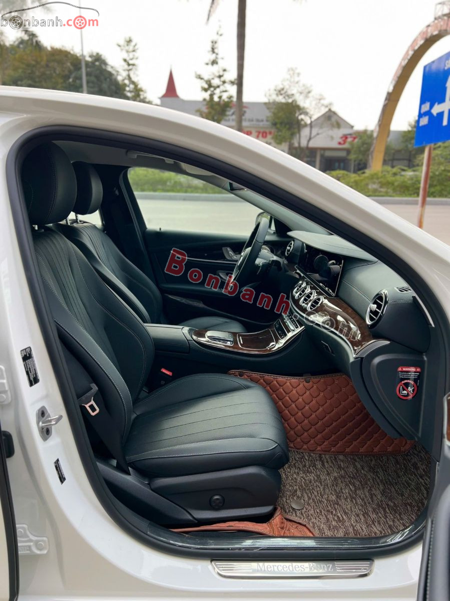 Bán ô tô Mercedes Benz E class E200 Exclusive - 2022 - xe cũ