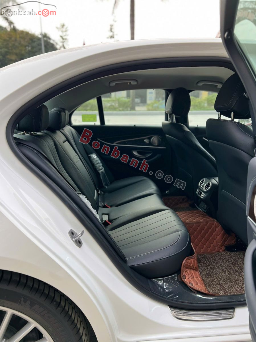 Bán ô tô Mercedes Benz E class E200 Exclusive - 2022 - xe cũ