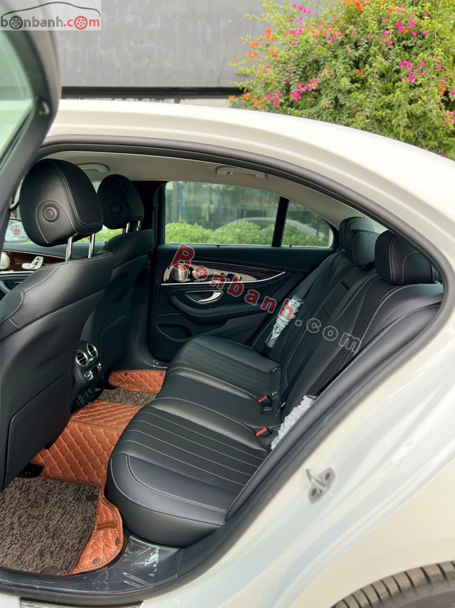 Bán ô tô Mercedes Benz E class E200 Exclusive - 2022 - xe cũ