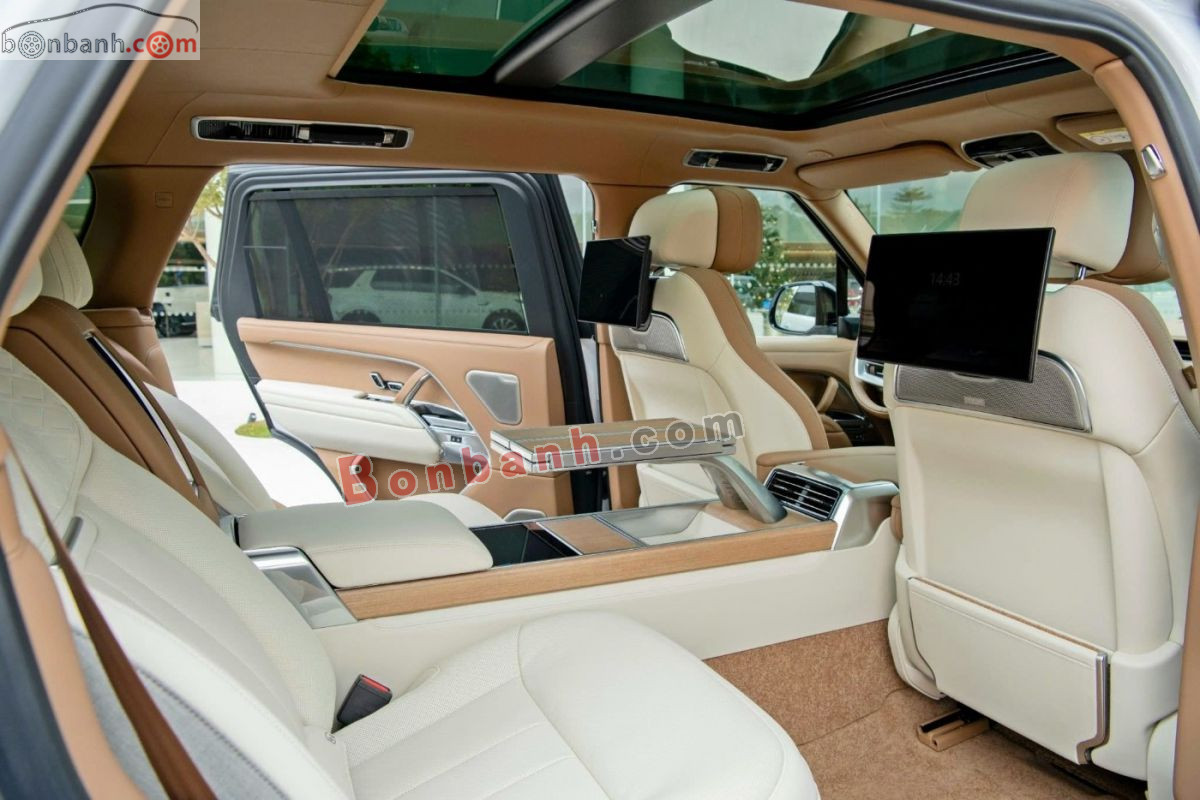 Bán ô tô LandRover Range Rover SV LWB 4.4 V8 P615 - 2025 - xe mới