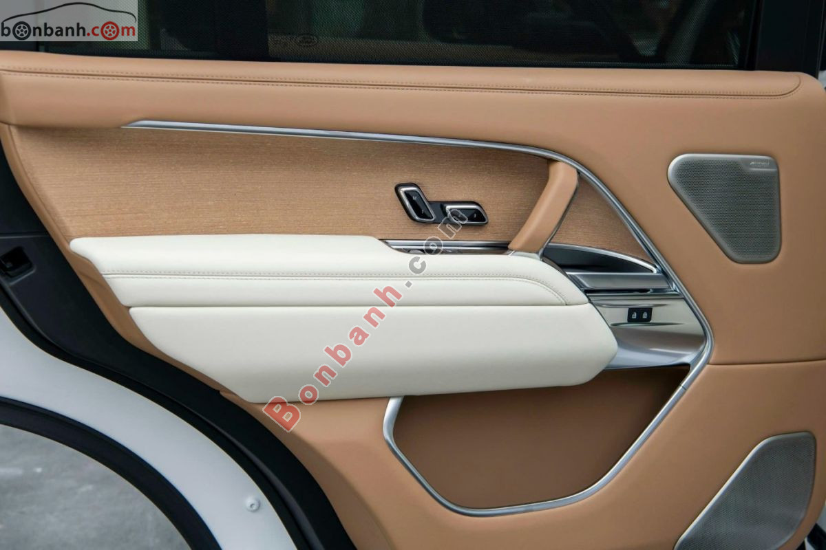Bán ô tô LandRover Range Rover SV LWB 4.4 V8 P615 - 2025 - xe mới