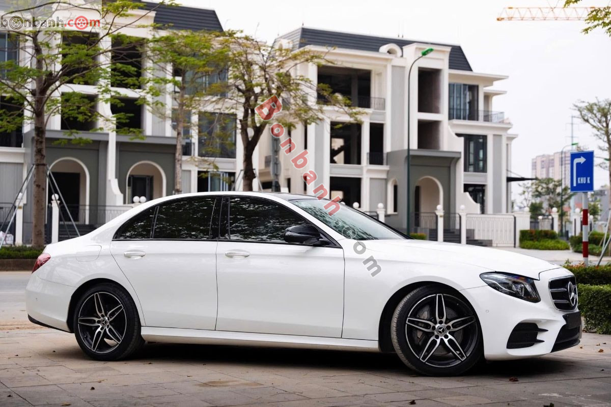 Bán ô tô Mercedes Benz E class E300 AMG - 2019 - xe cũ