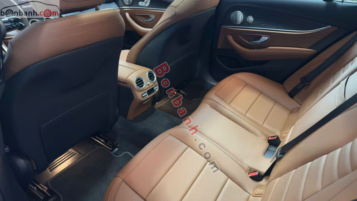 Bán ô tô Mercedes Benz E class E300 AMG - 2025 - xe mới