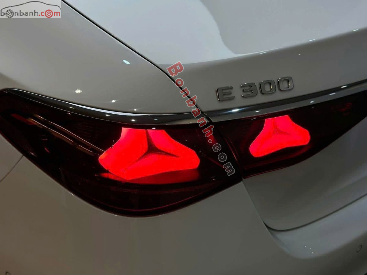 Bán ô tô Mercedes Benz E class E300 AMG - 2026 - xe mới