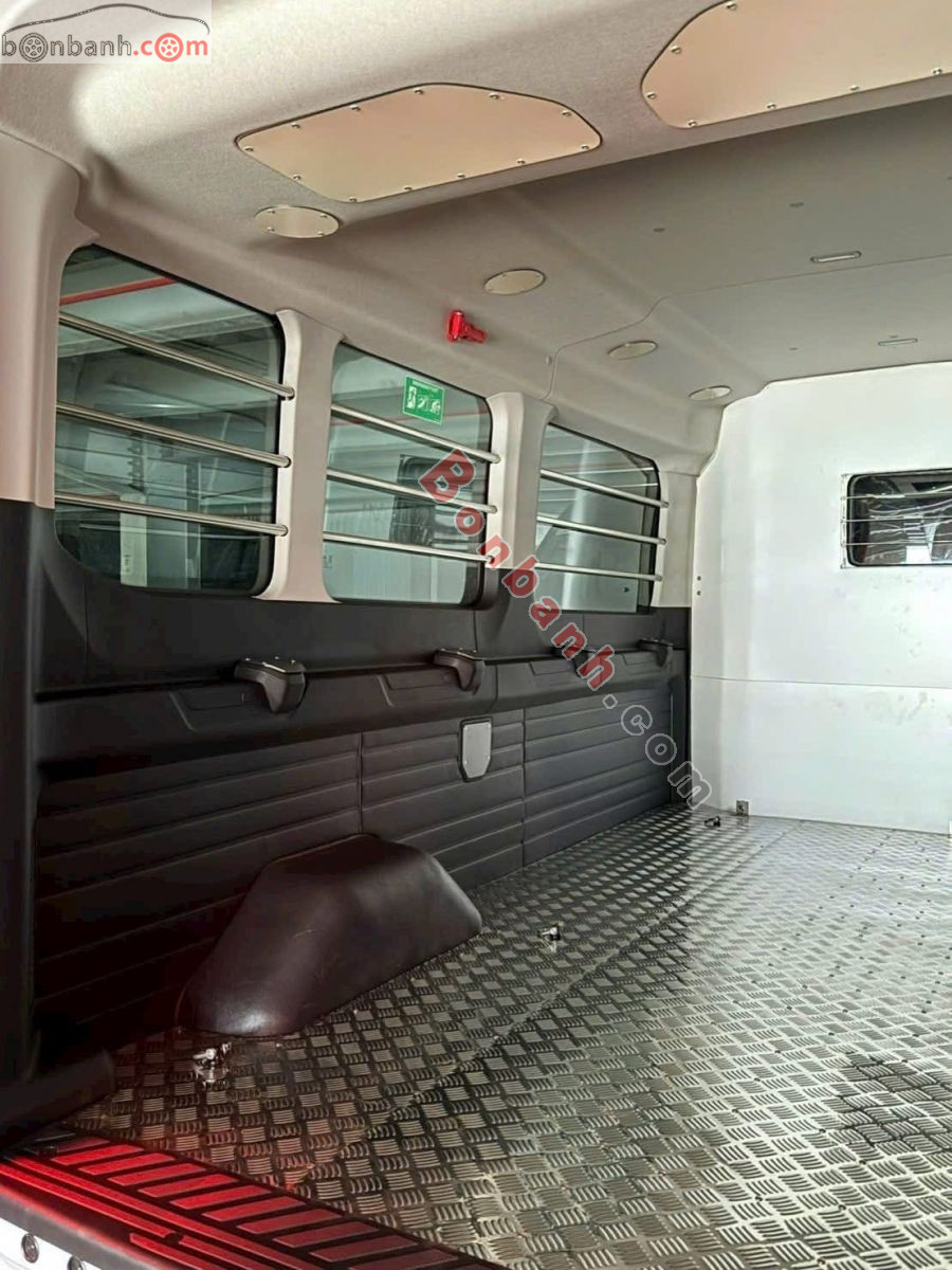 Bán ô tô Ford Transit Van - 2025 - xe mới