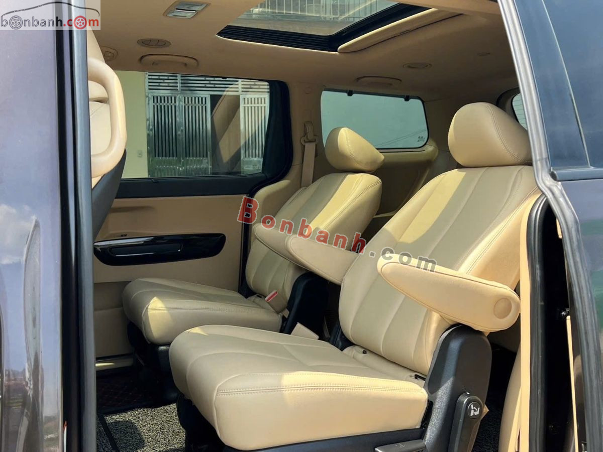 Bán ô tô Kia Sedona Platinum D - 2018 - xe cũ